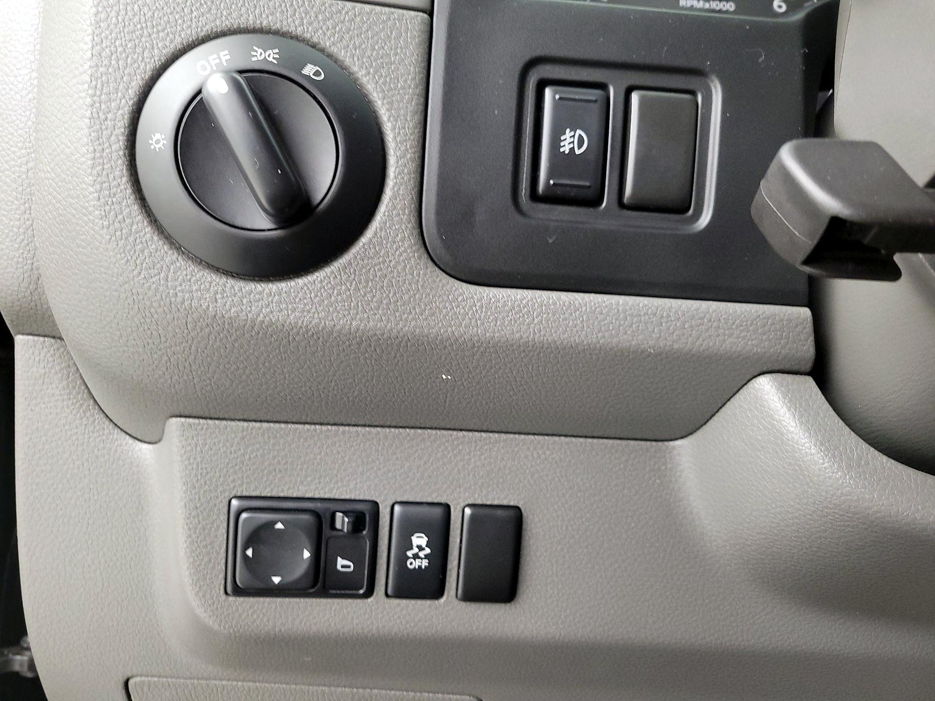 Thumbnail: 2016 Nissan NV - 13