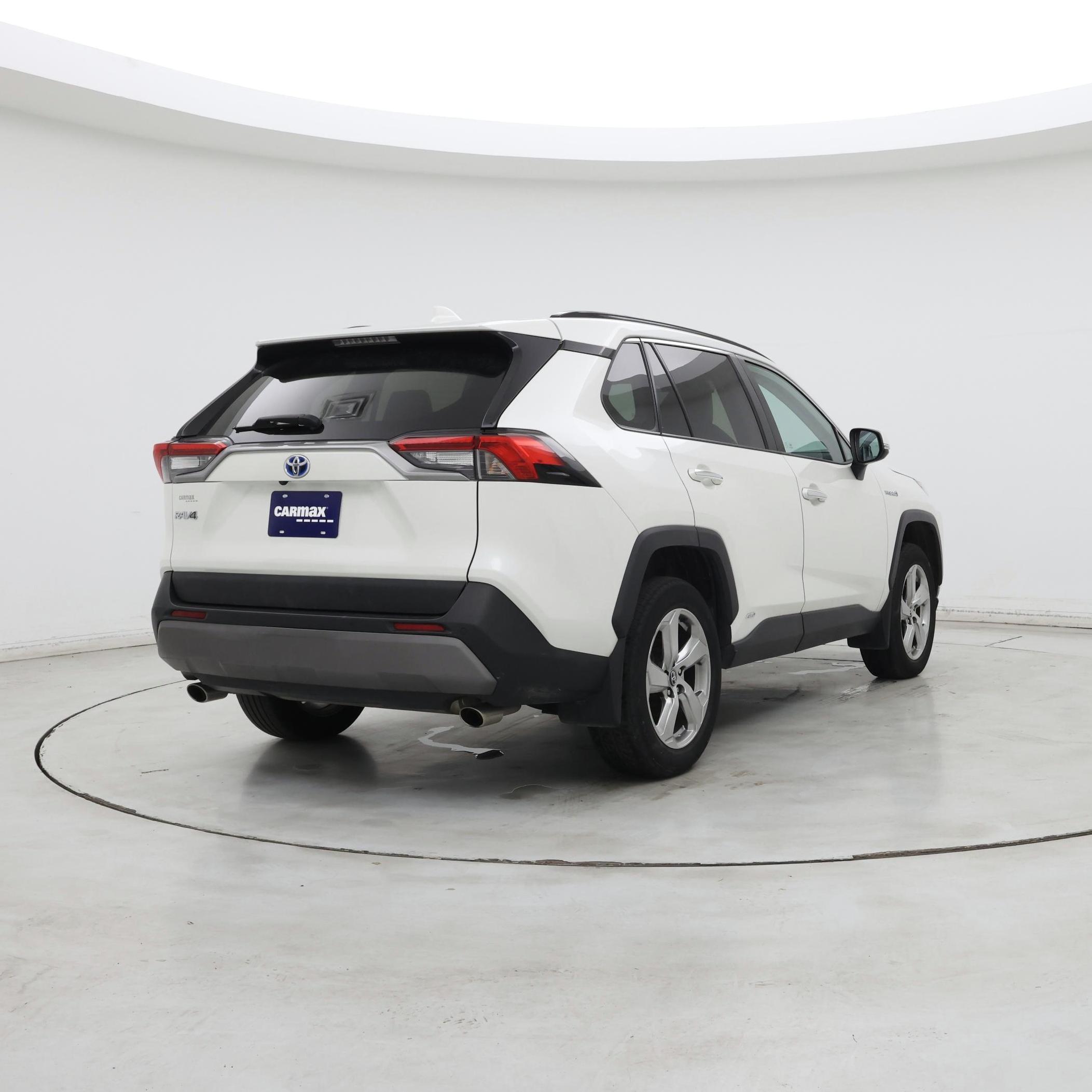 Thumbnail: 2020 Toyota RAV4 - 8