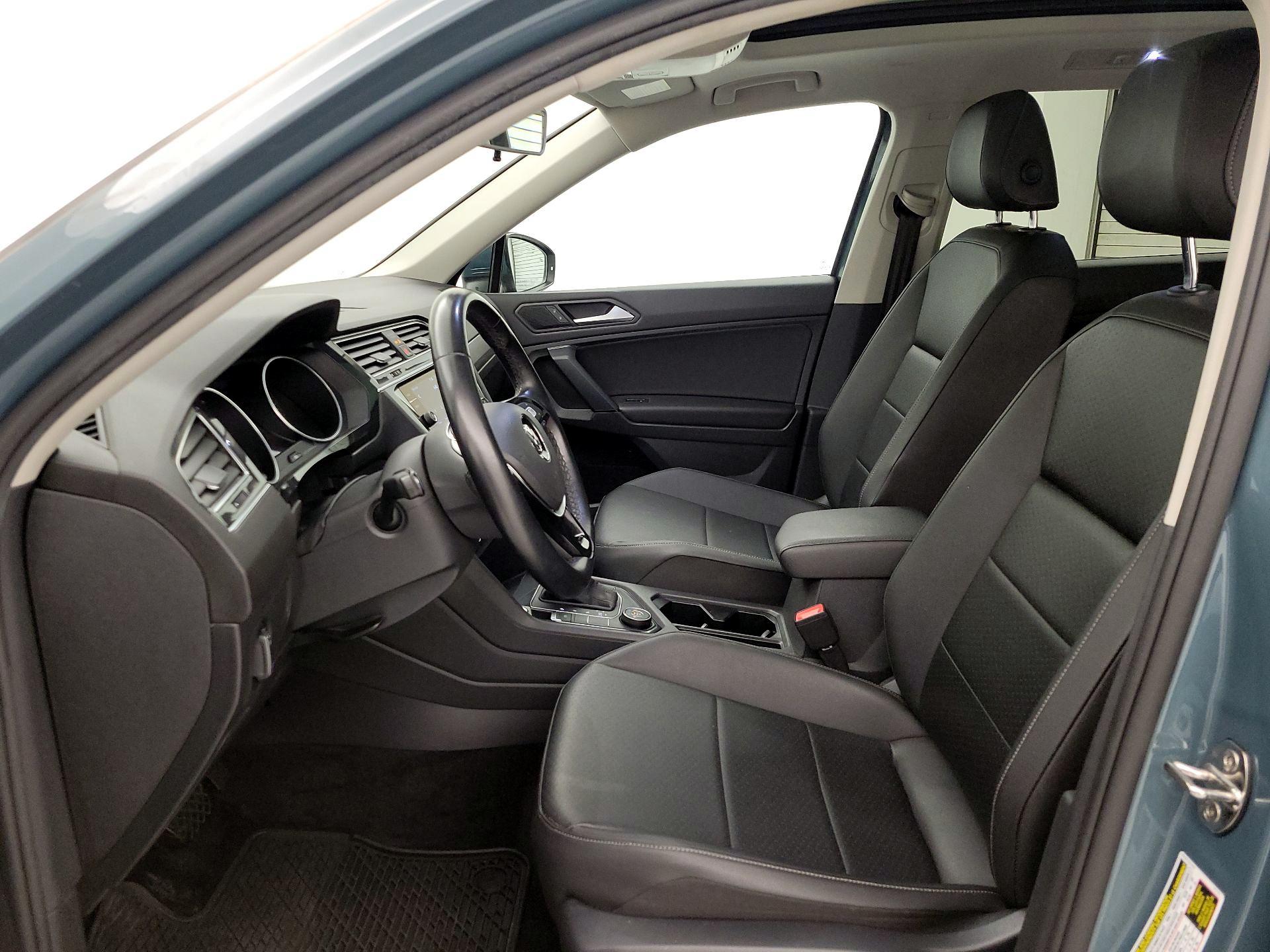 Thumbnail: 2019 Volkswagen Tiguan - 11