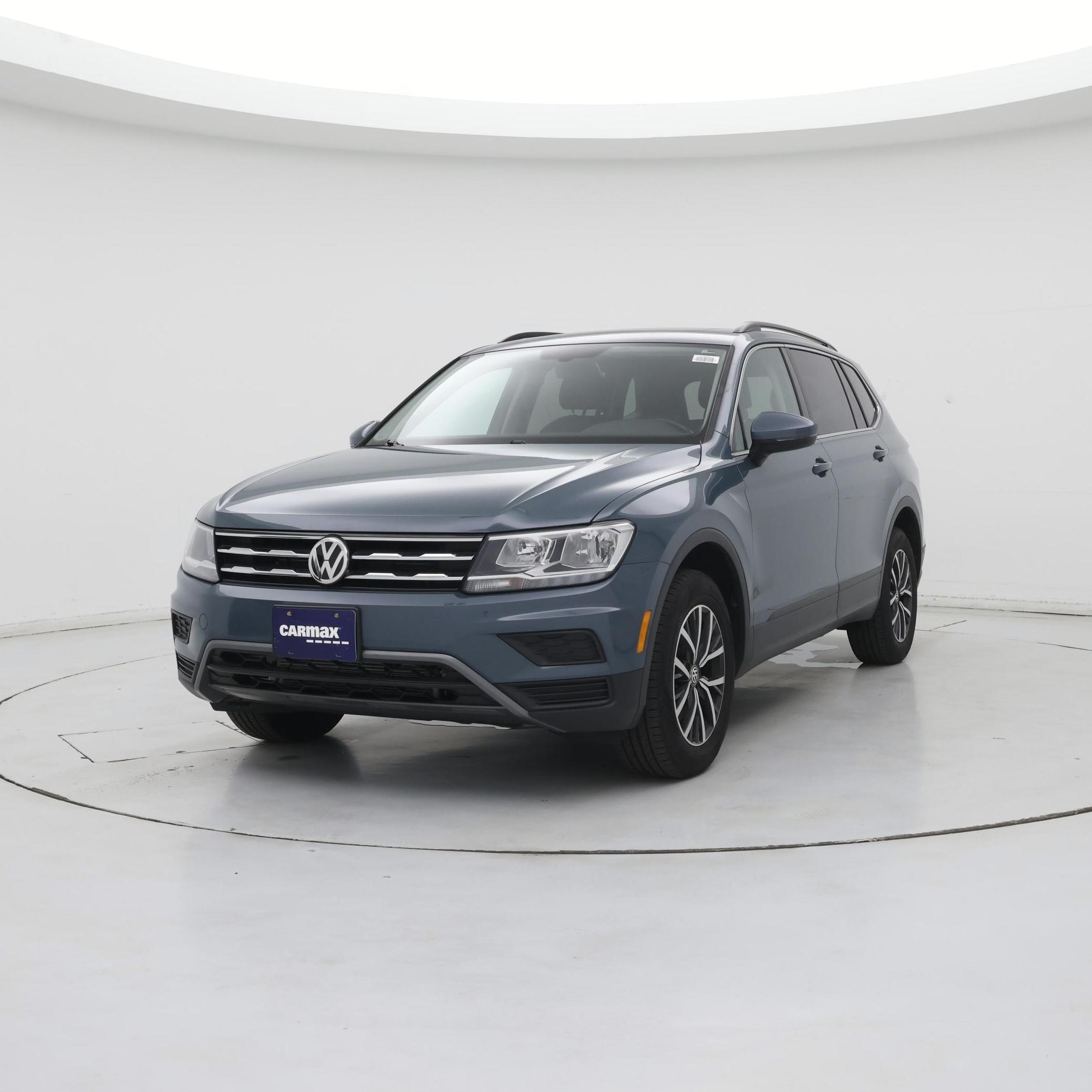 Thumbnail: 2019 Volkswagen Tiguan - 4
