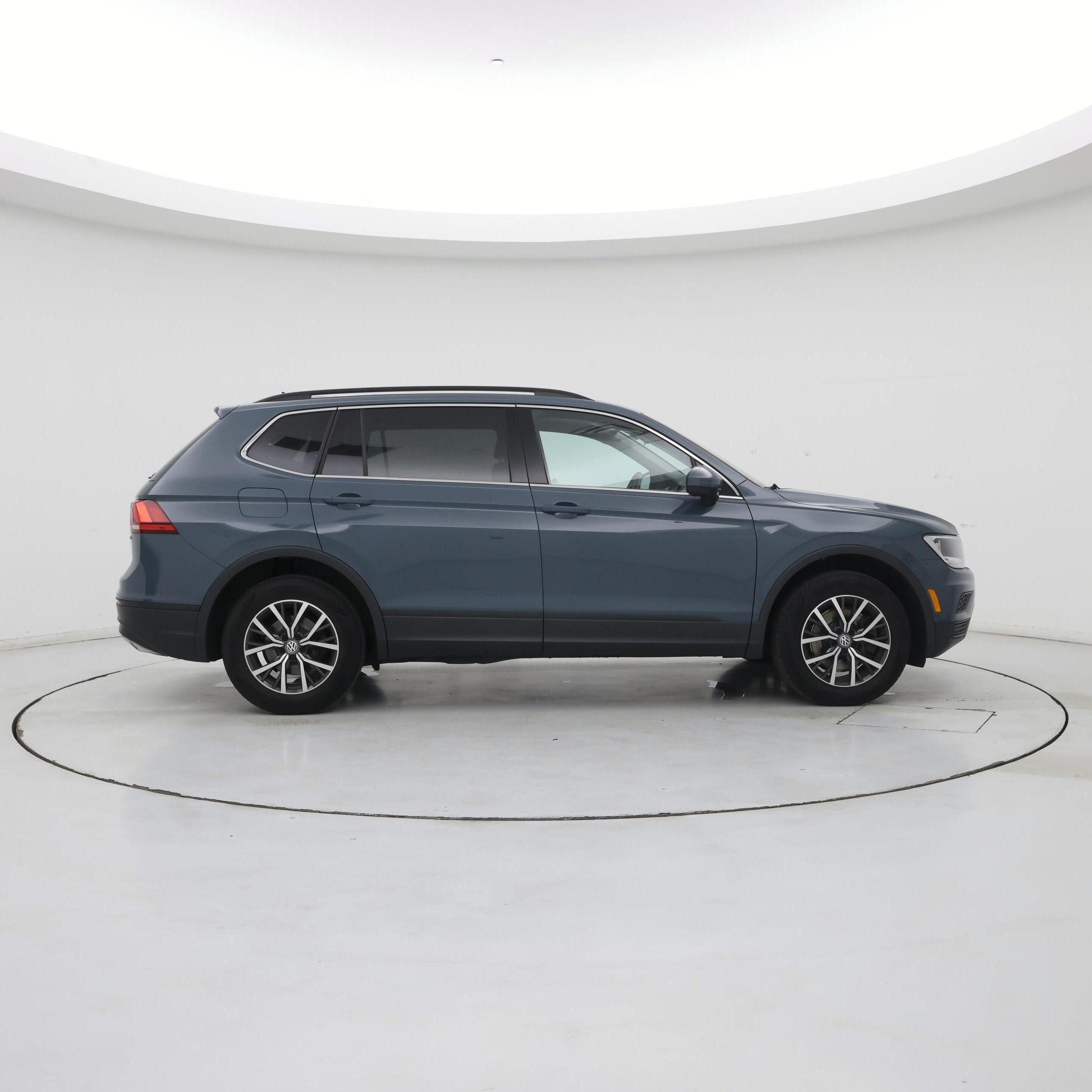 Thumbnail: 2019 Volkswagen Tiguan - 7