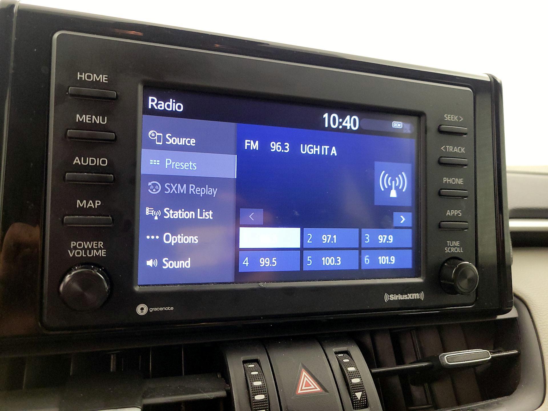 Thumbnail: 2021 Toyota RAV4 - 15