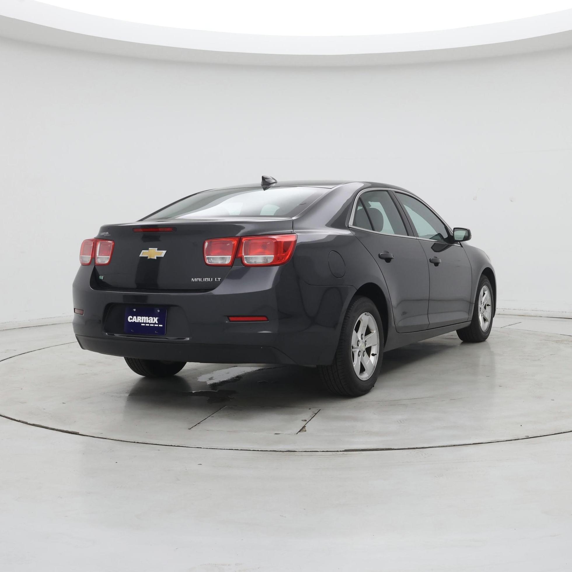 Thumbnail: 2016 Chevrolet Malibu - 8