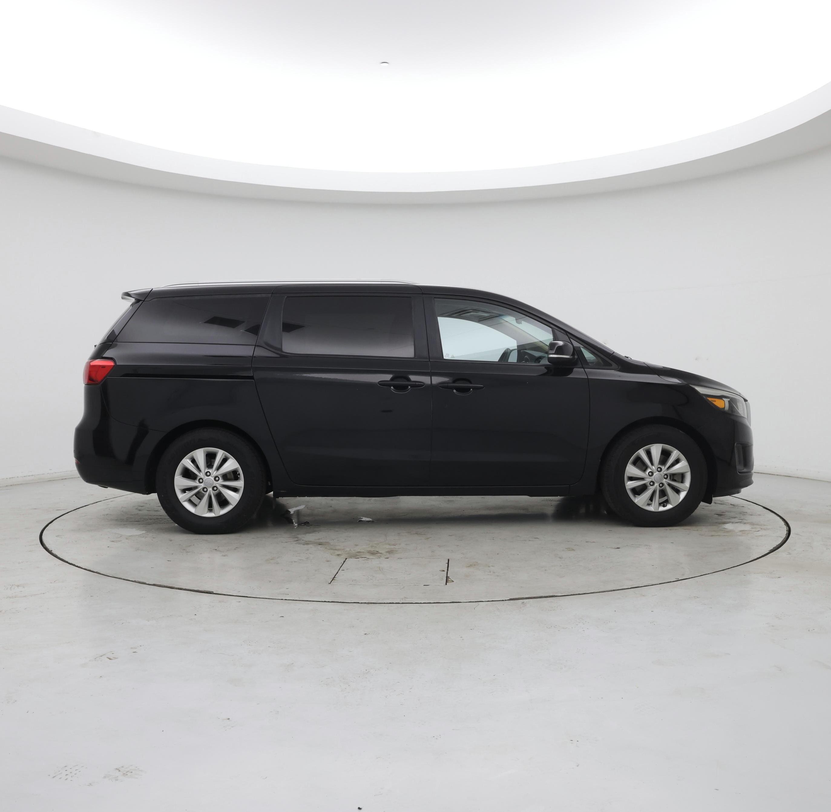 Thumbnail: 2016 Kia Sedona - 7