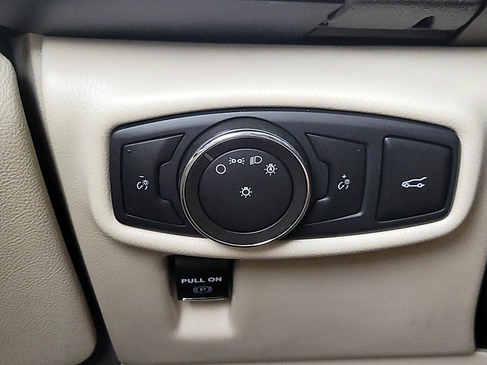 Thumbnail: 2018 Lincoln MKX - 13
