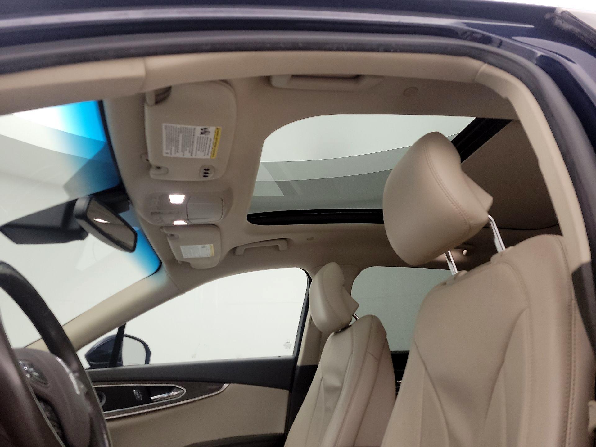 Thumbnail: 2018 Lincoln MKX - 19