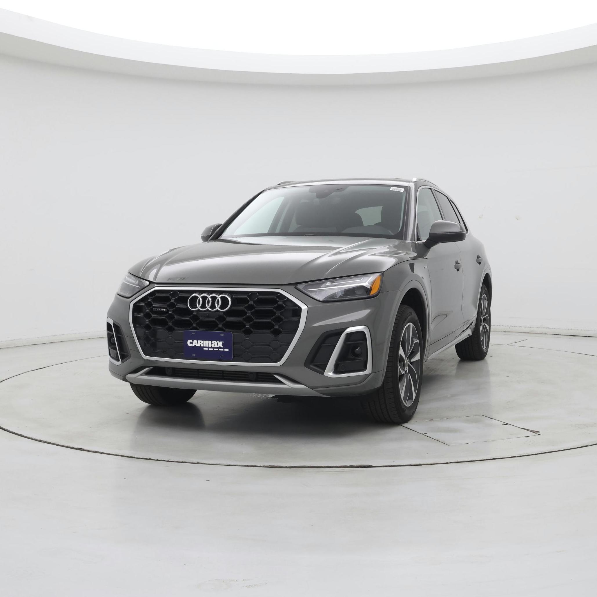Thumbnail: 2023 Audi Q5 - 4