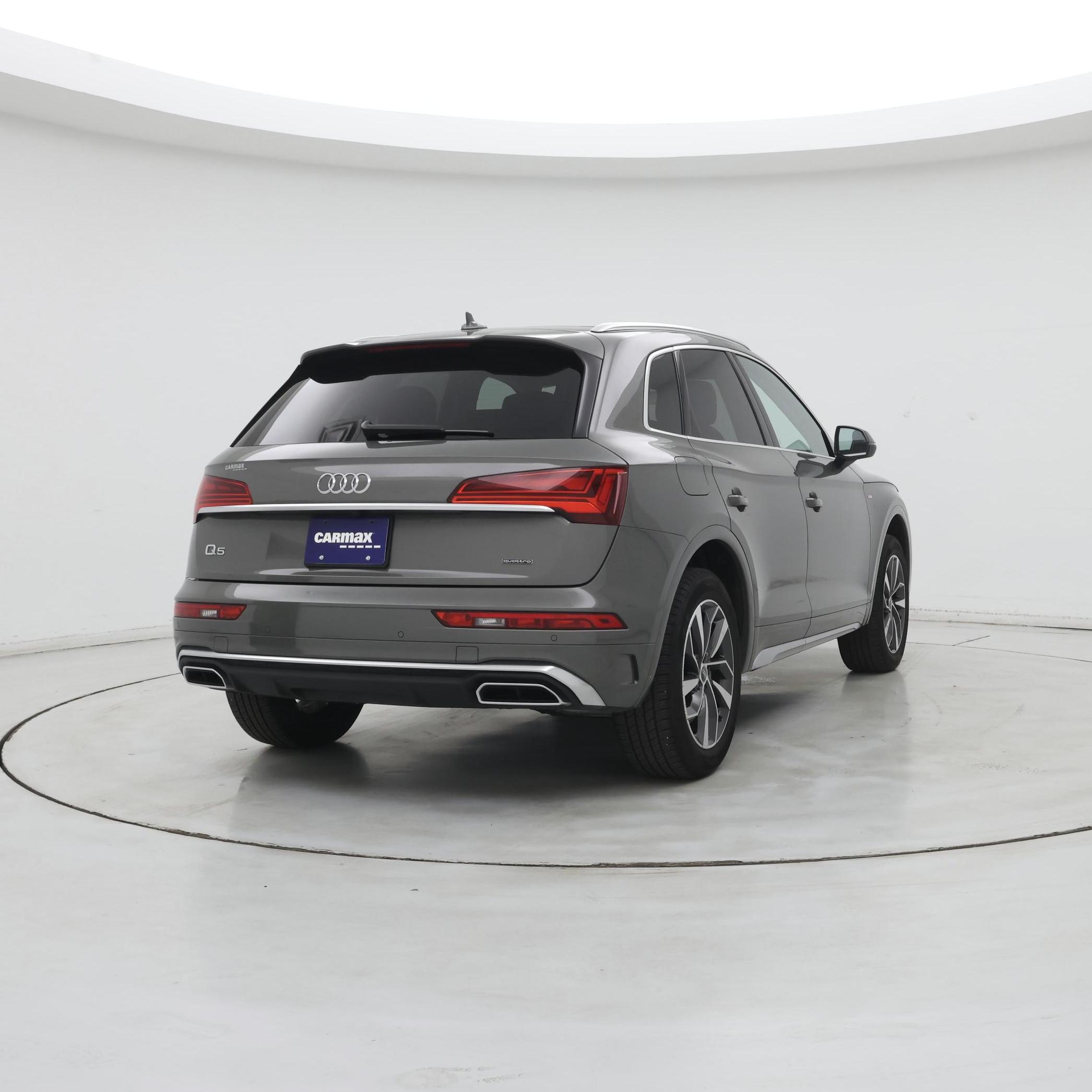 Thumbnail: 2023 Audi Q5 - 8