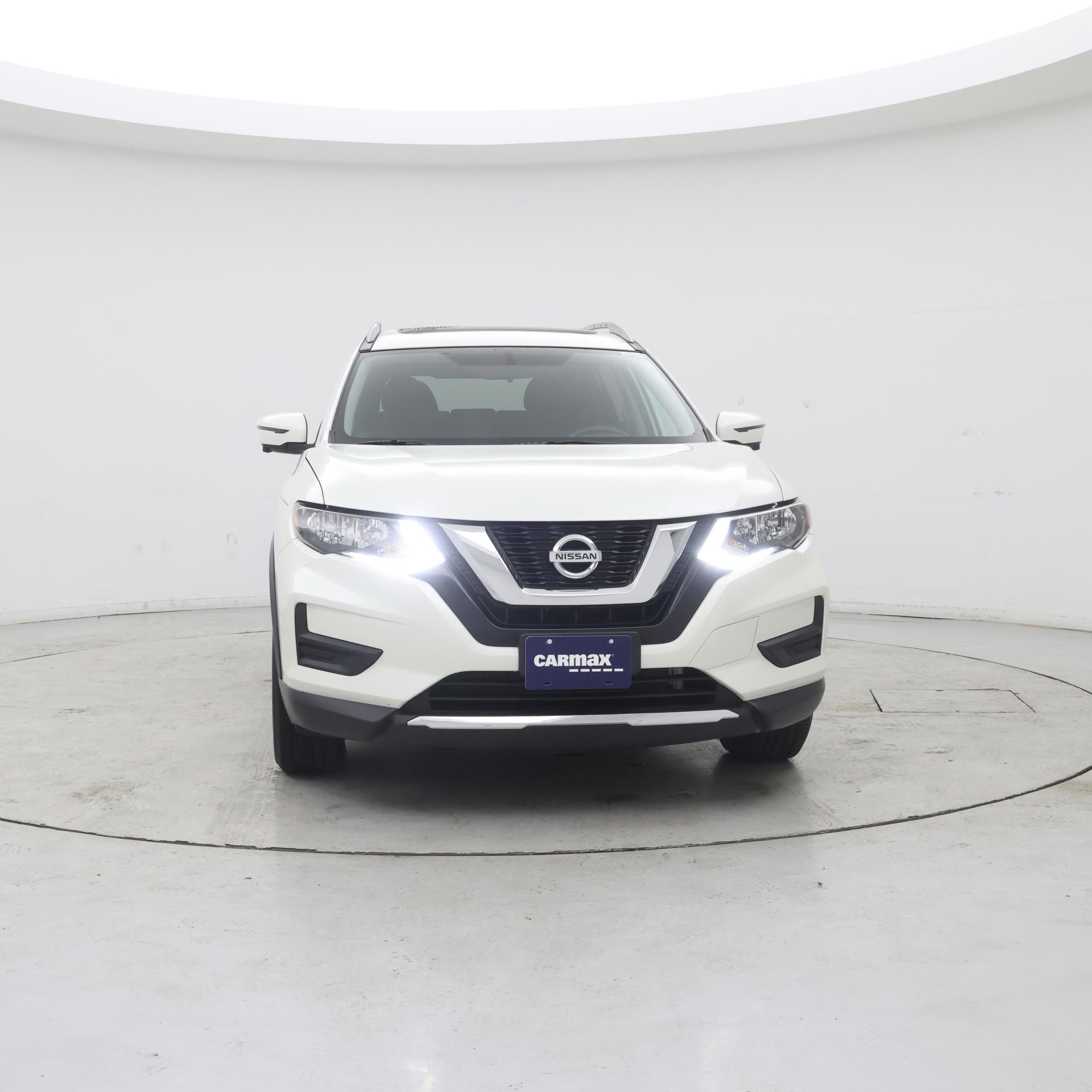 Thumbnail: 2017 Nissan Rogue - 5
