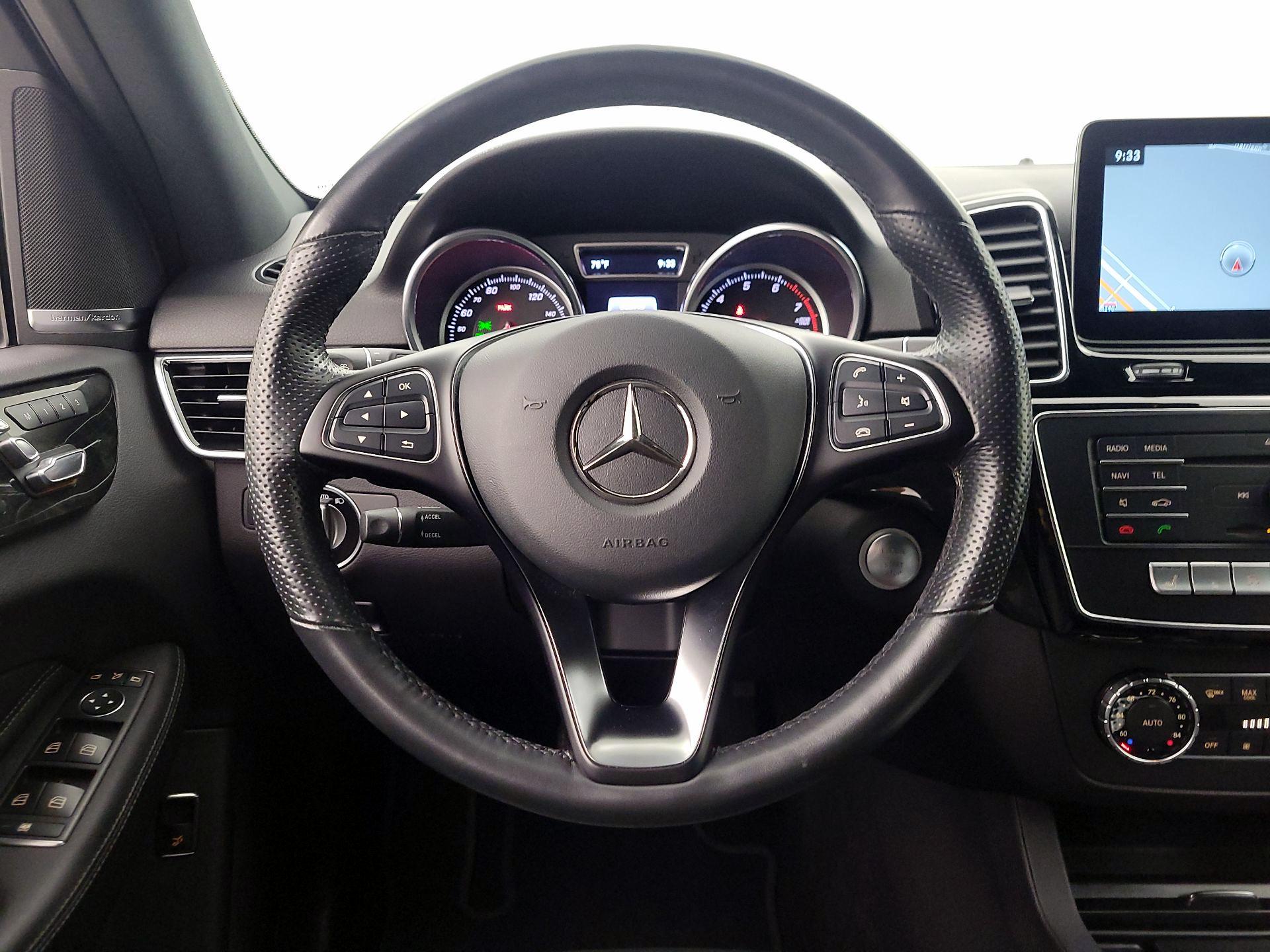 Thumbnail: 2018 Mercedes-Benz GLE - 10