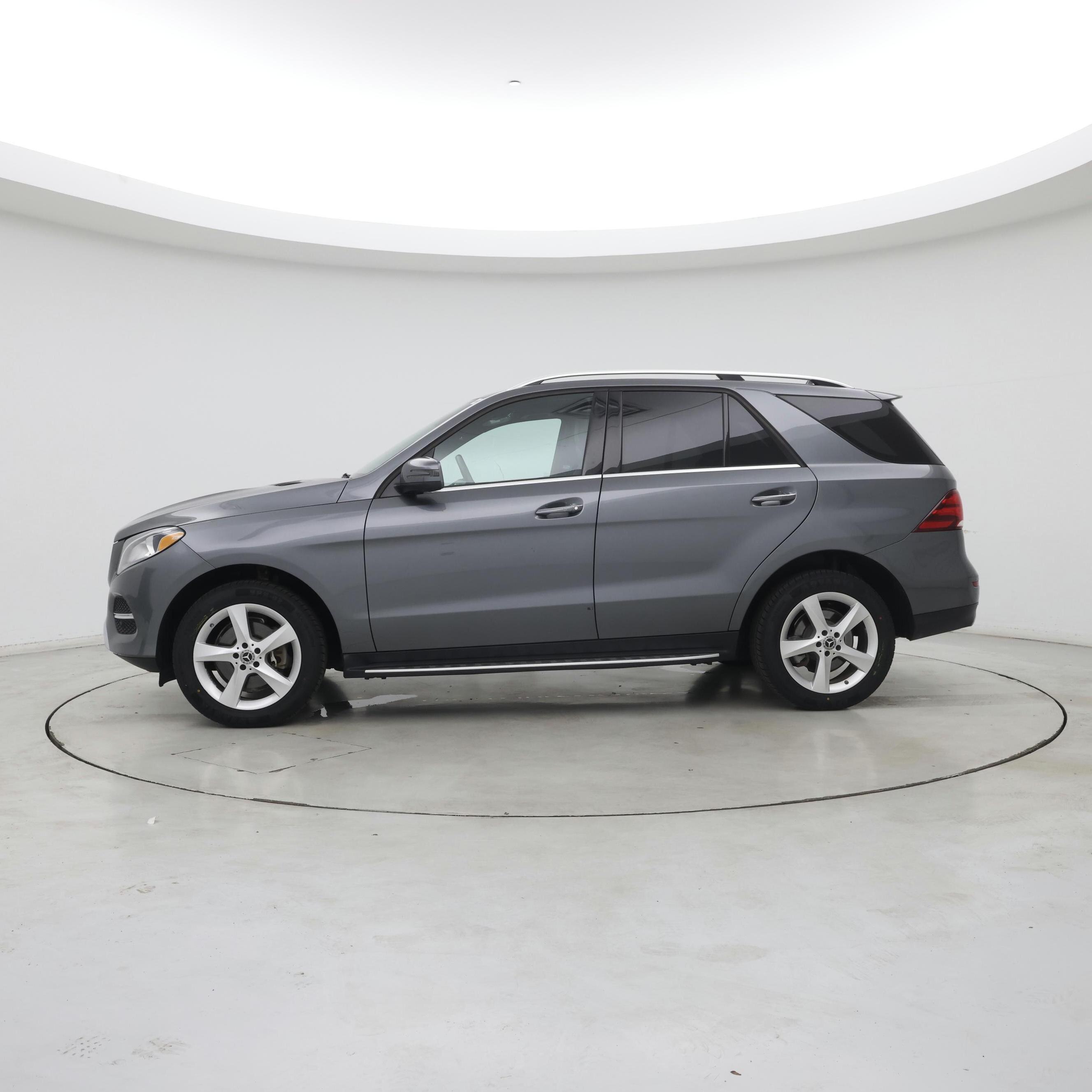Thumbnail: 2018 Mercedes-Benz GLE - 3