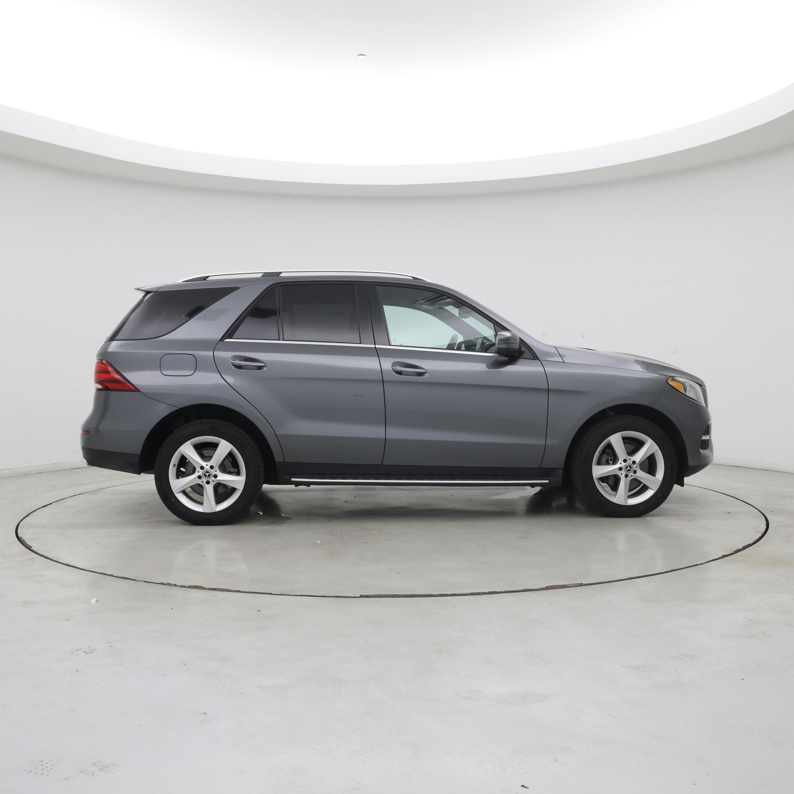 Thumbnail: 2018 Mercedes-Benz GLE - 7