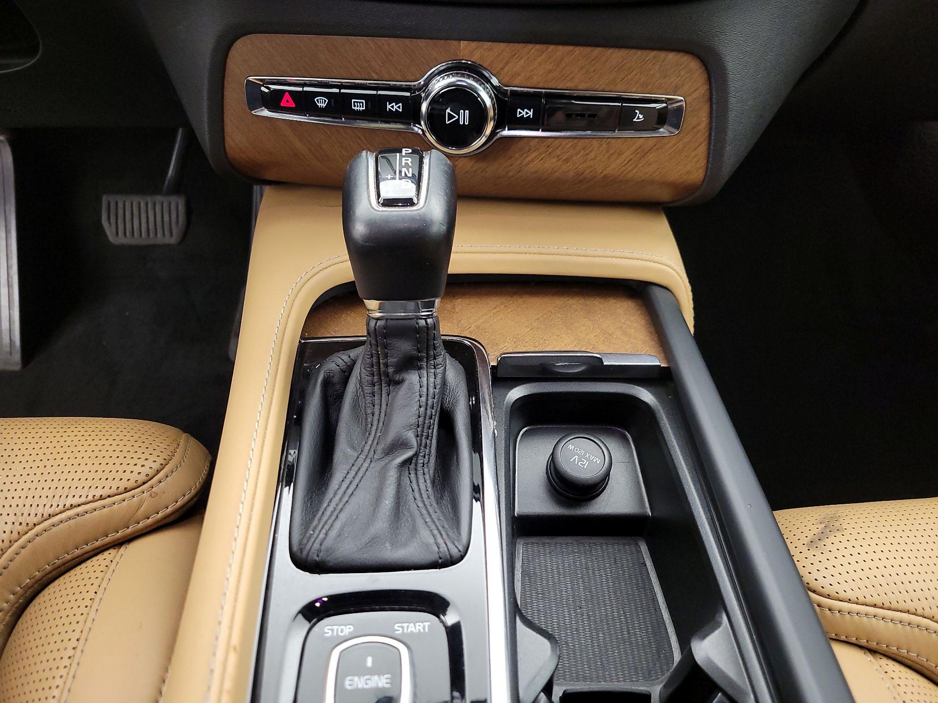Thumbnail: 2017 Volvo XC90 - 18