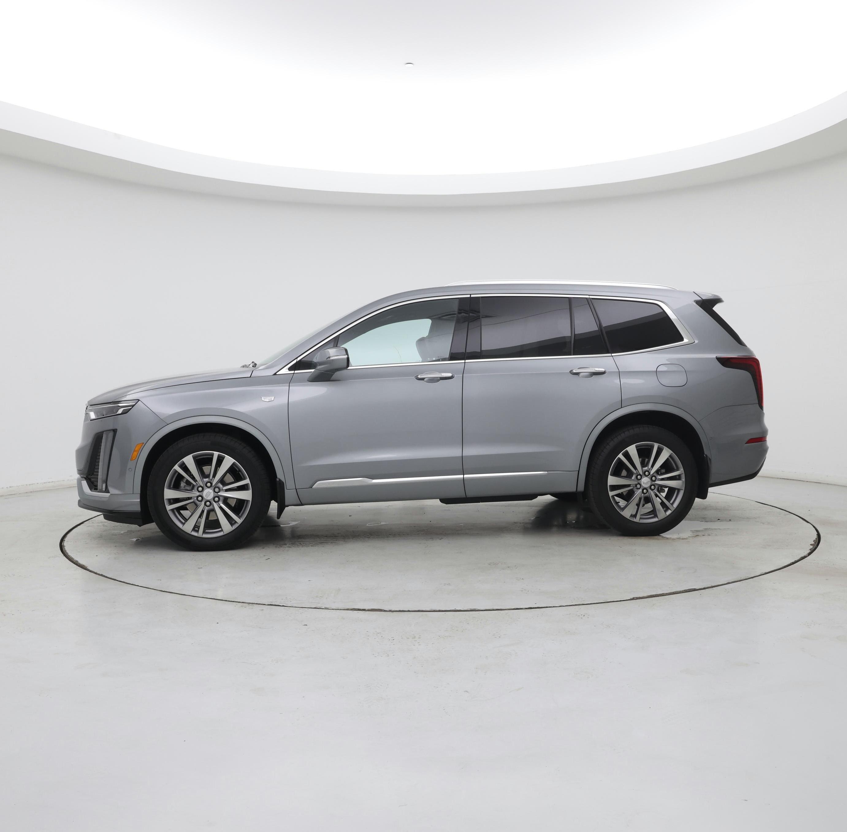 Thumbnail: 2020 Cadillac XT6 - 3