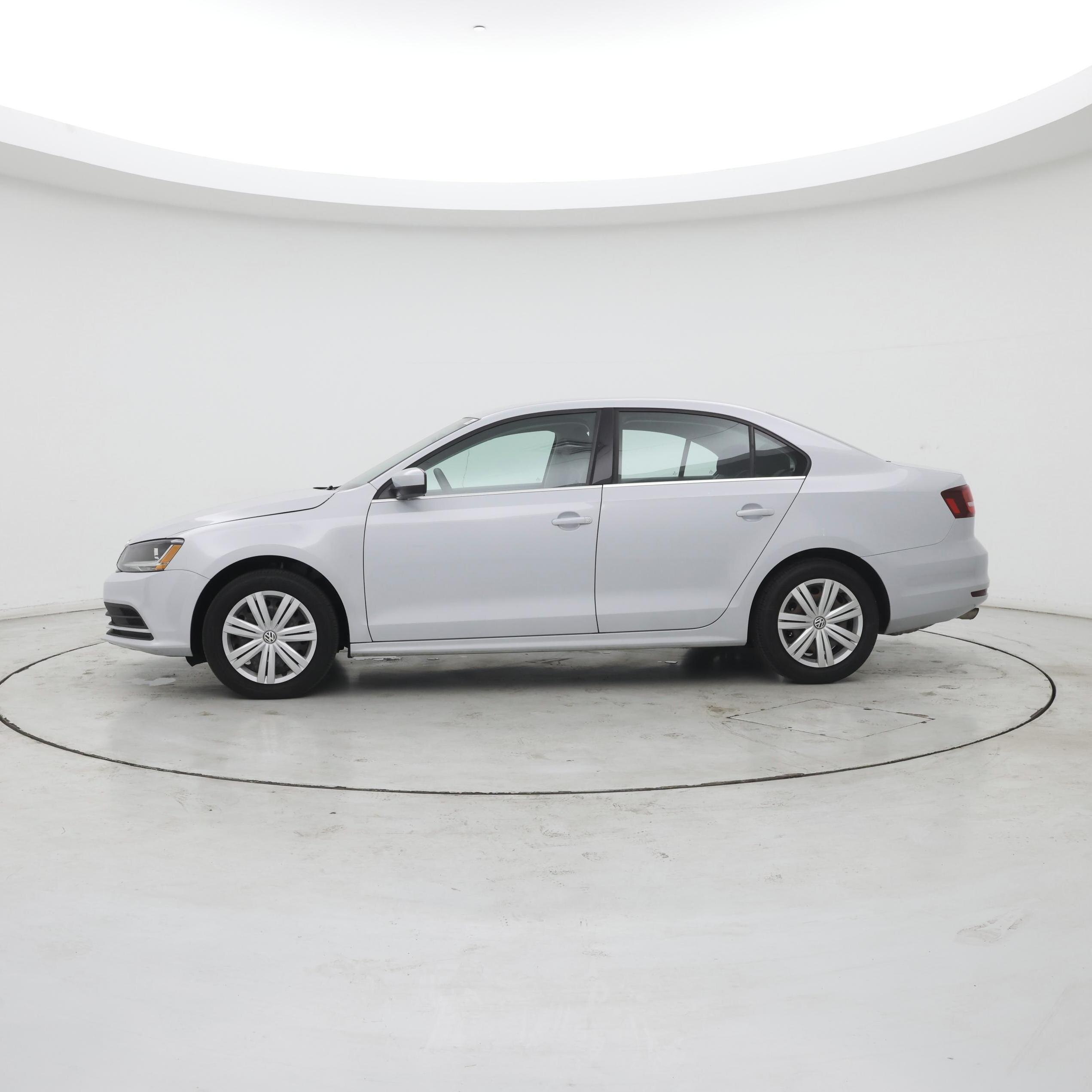 Thumbnail: 2017 Volkswagen Jetta - 3