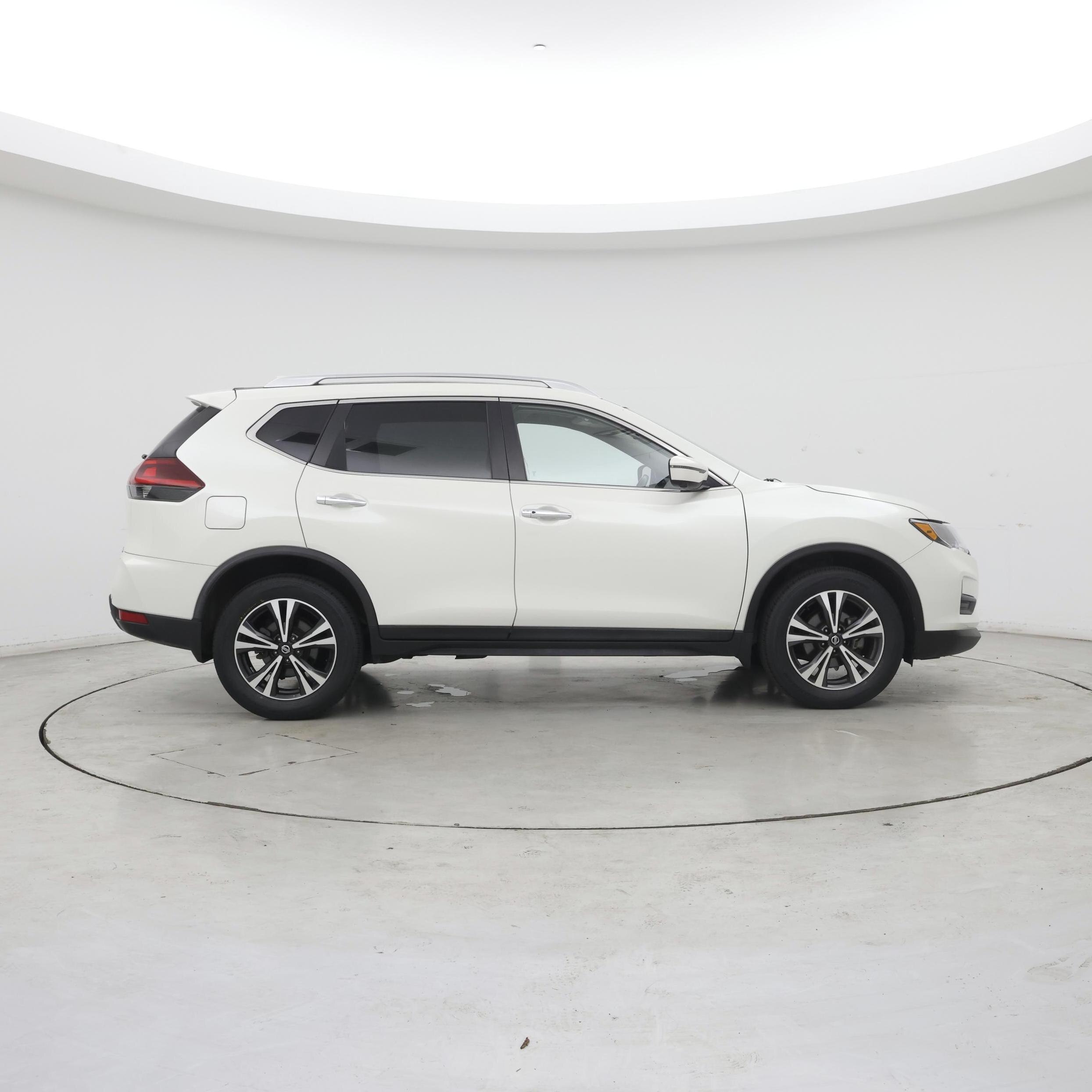 Thumbnail: 2019 Nissan Rogue - 7