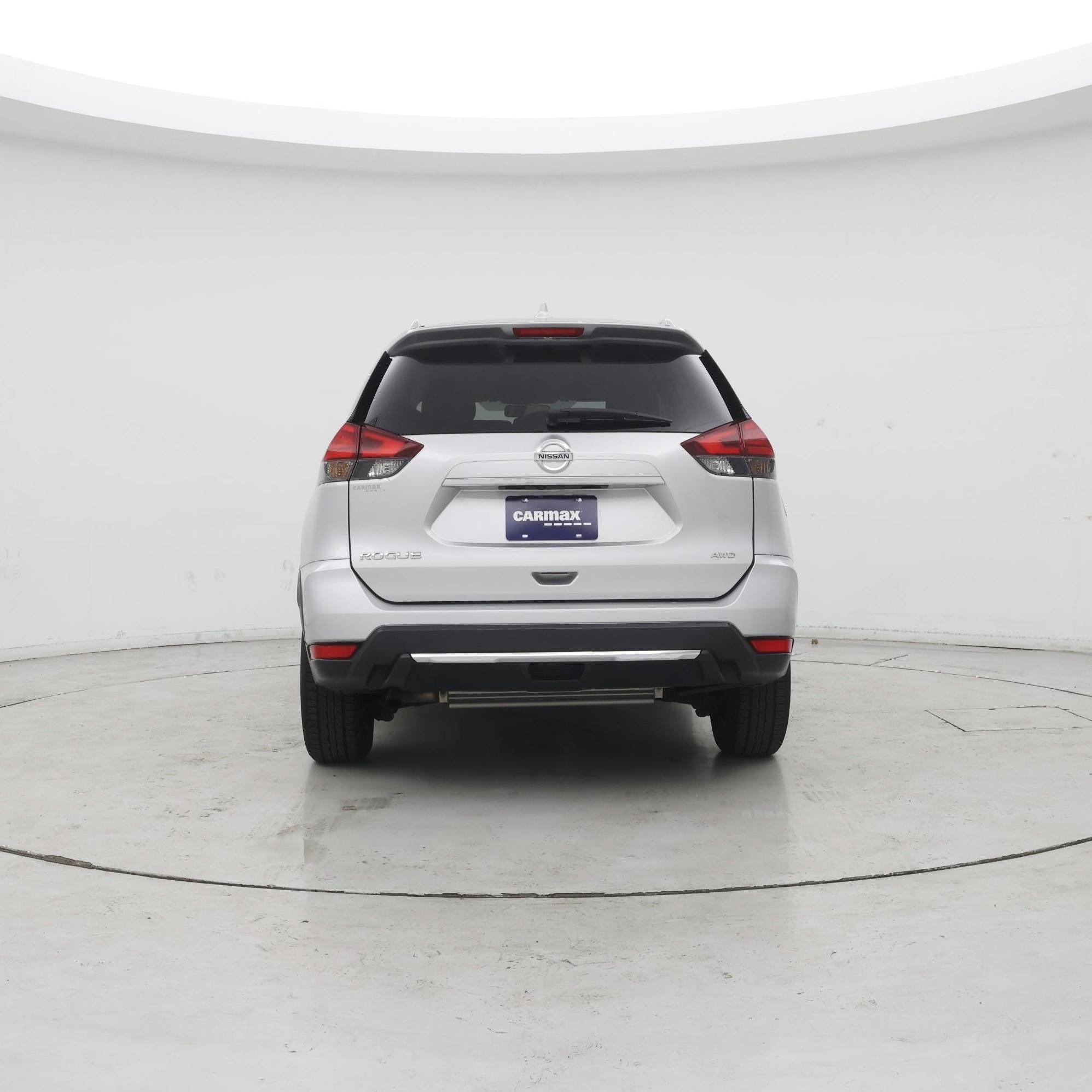 Thumbnail: 2017 Nissan Rogue - 6