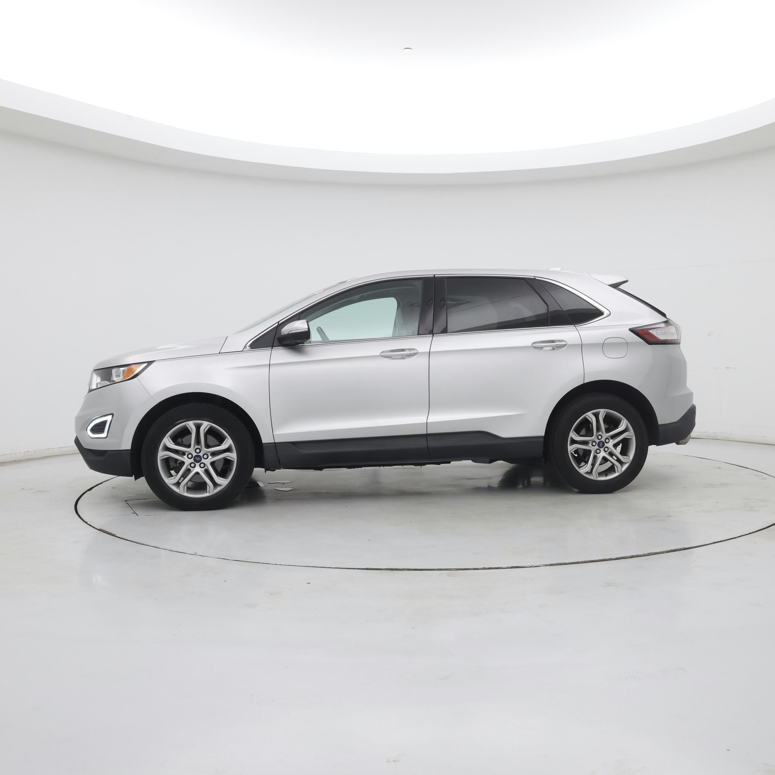 Thumbnail: 2015 Ford Edge - 3