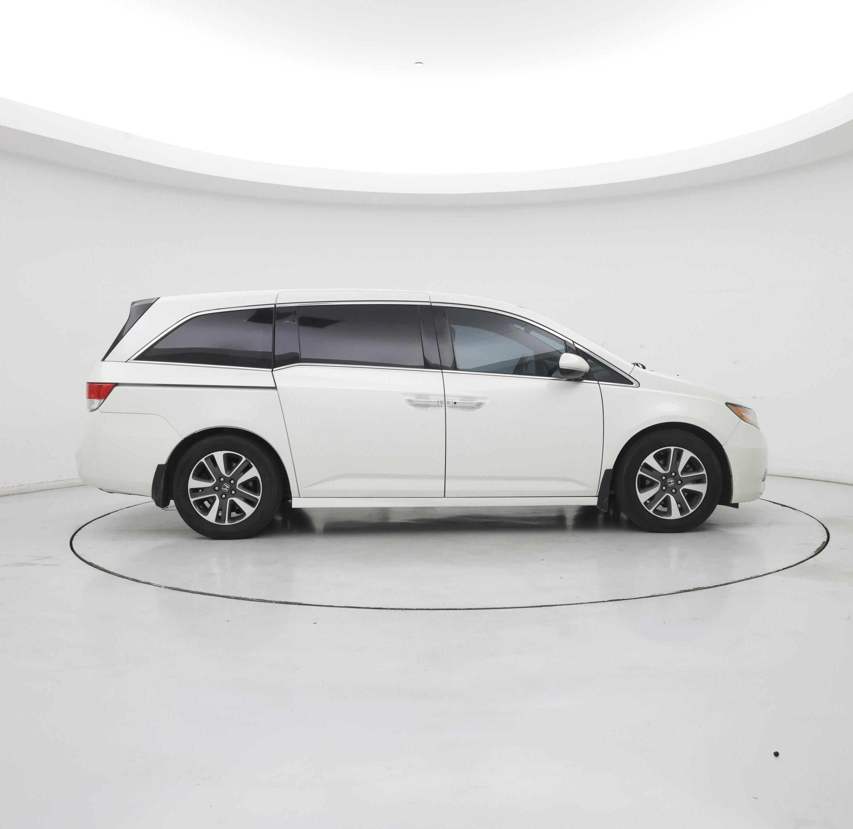 Thumbnail: 2015 Honda Odyssey - 7