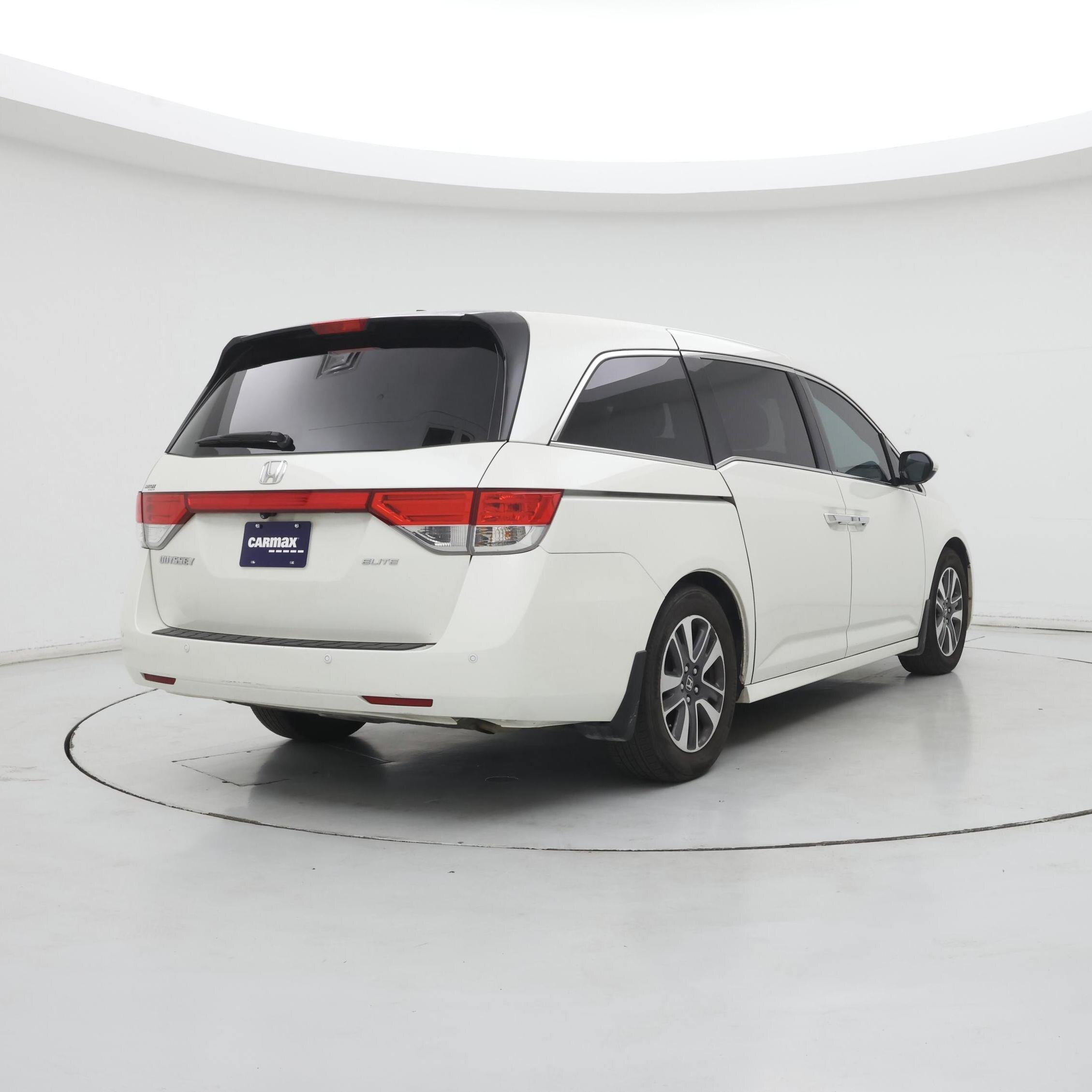 Thumbnail: 2015 Honda Odyssey - 8