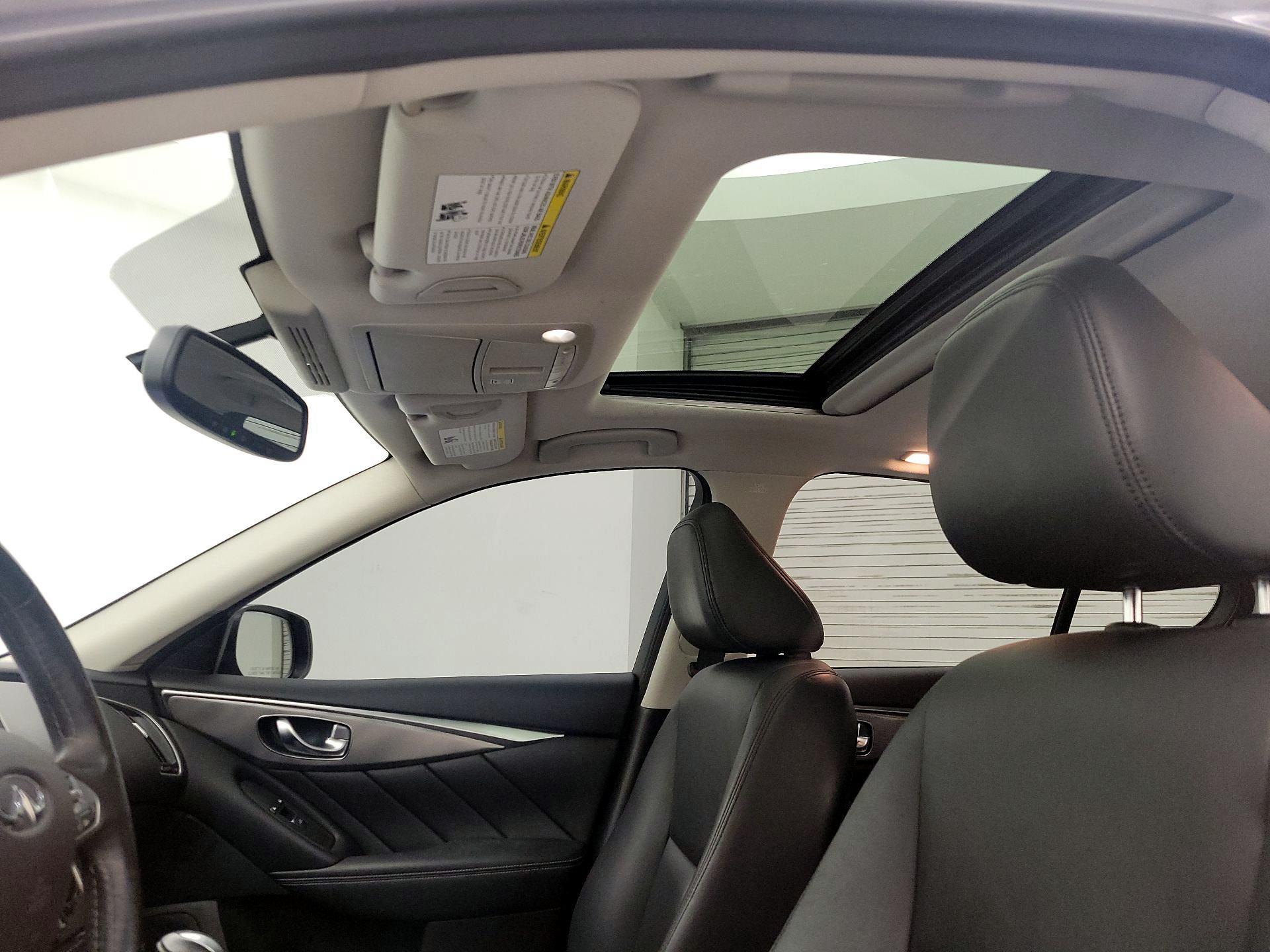 Thumbnail: 2016 INFINITI Q50 - 19