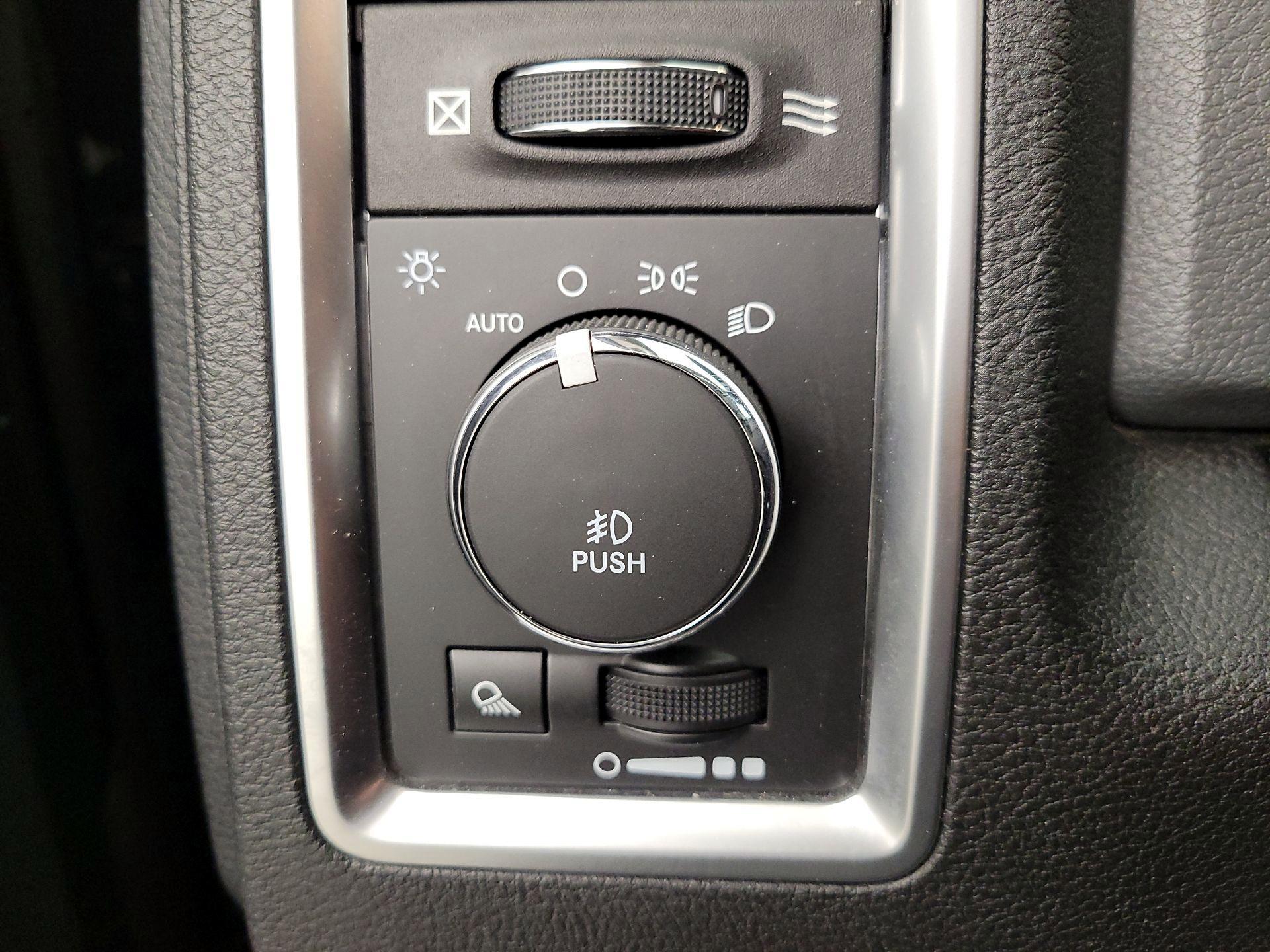 Thumbnail: 2014 RAM 1500 - 13