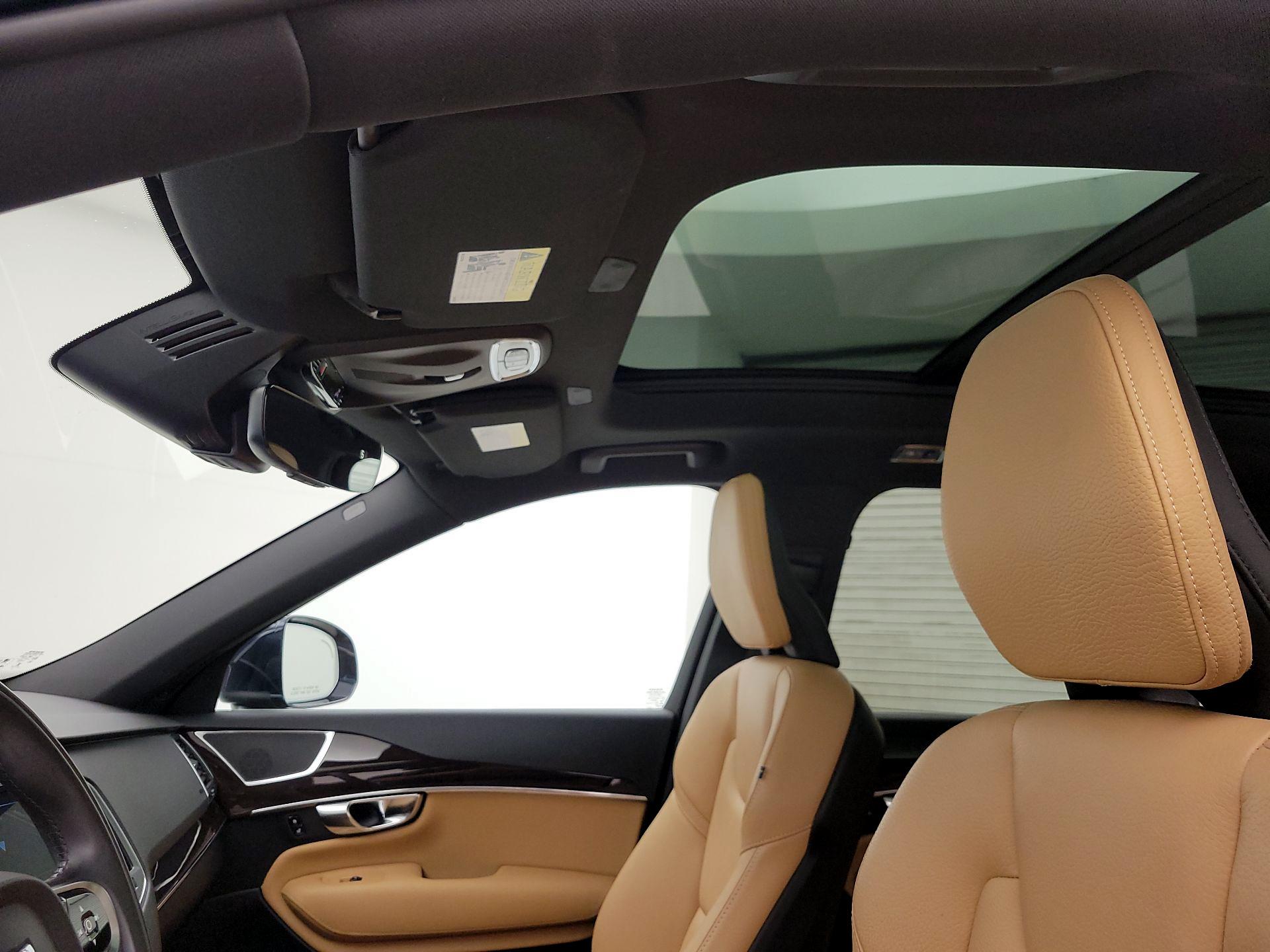 Thumbnail: 2019 Volvo XC90 - 19
