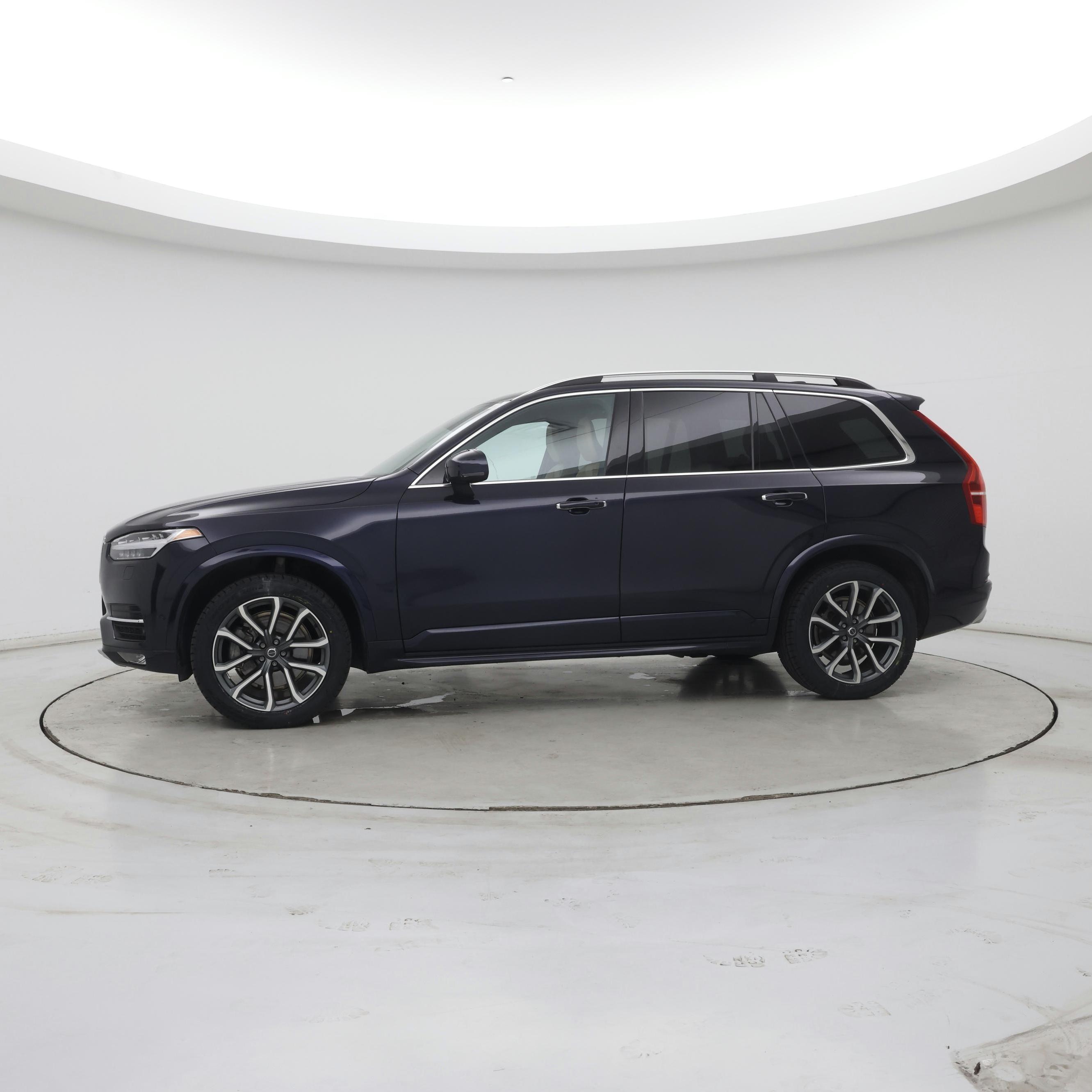 Thumbnail: 2019 Volvo XC90 - 3
