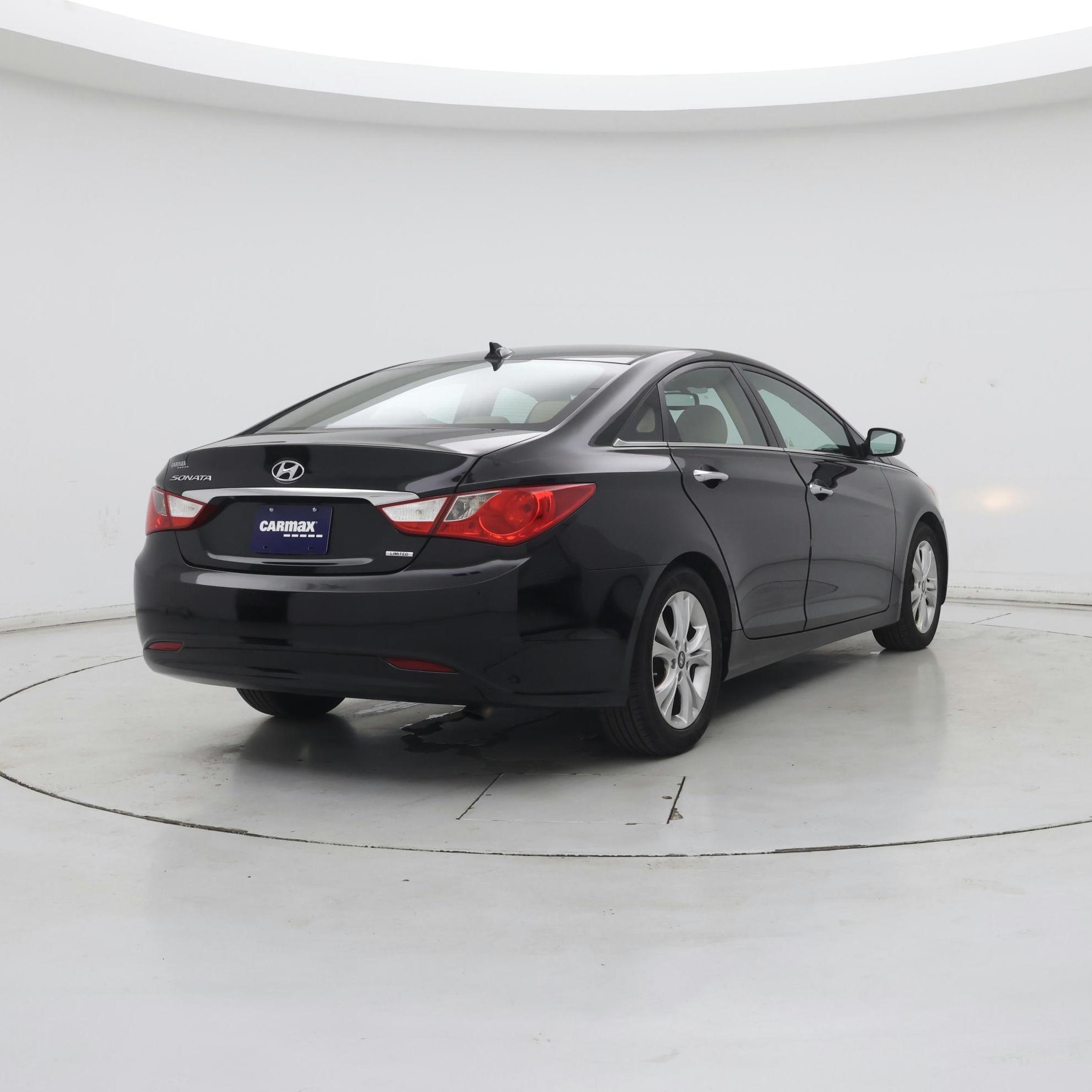 Thumbnail: 2013 Hyundai Sonata - 8