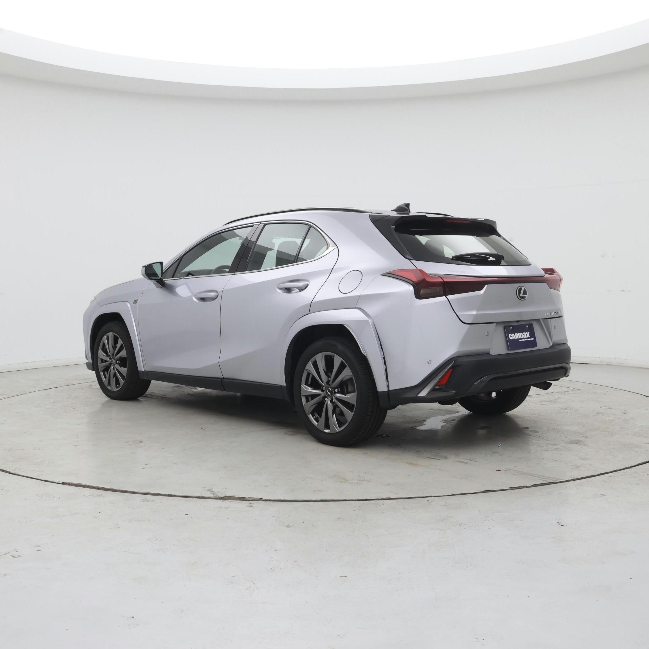 Thumbnail: 2024 Lexus UX - 2