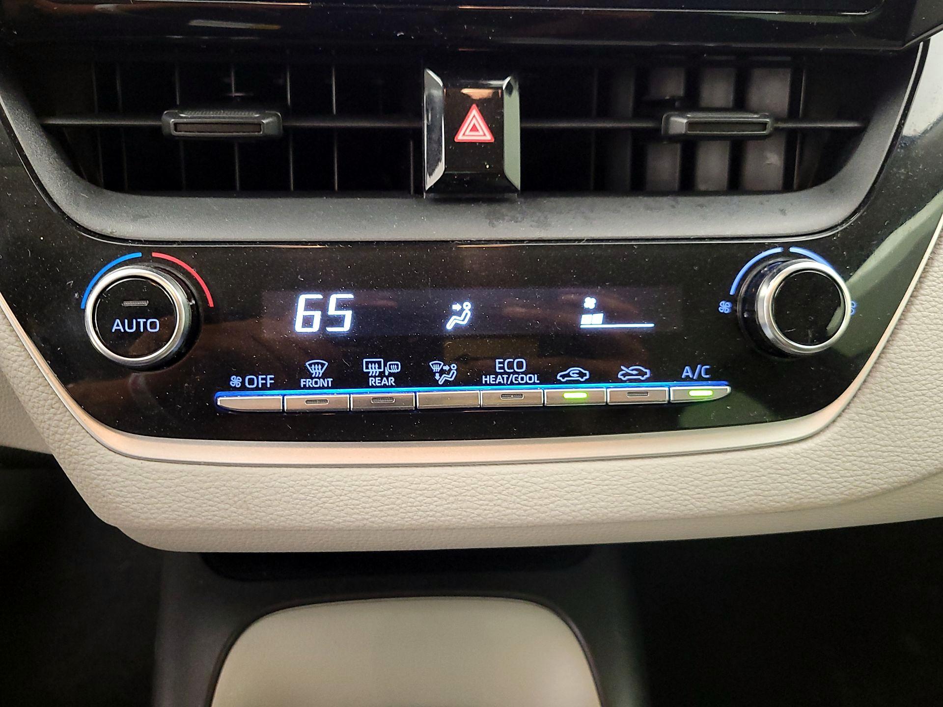 Thumbnail: 2020 Toyota Corolla - 16