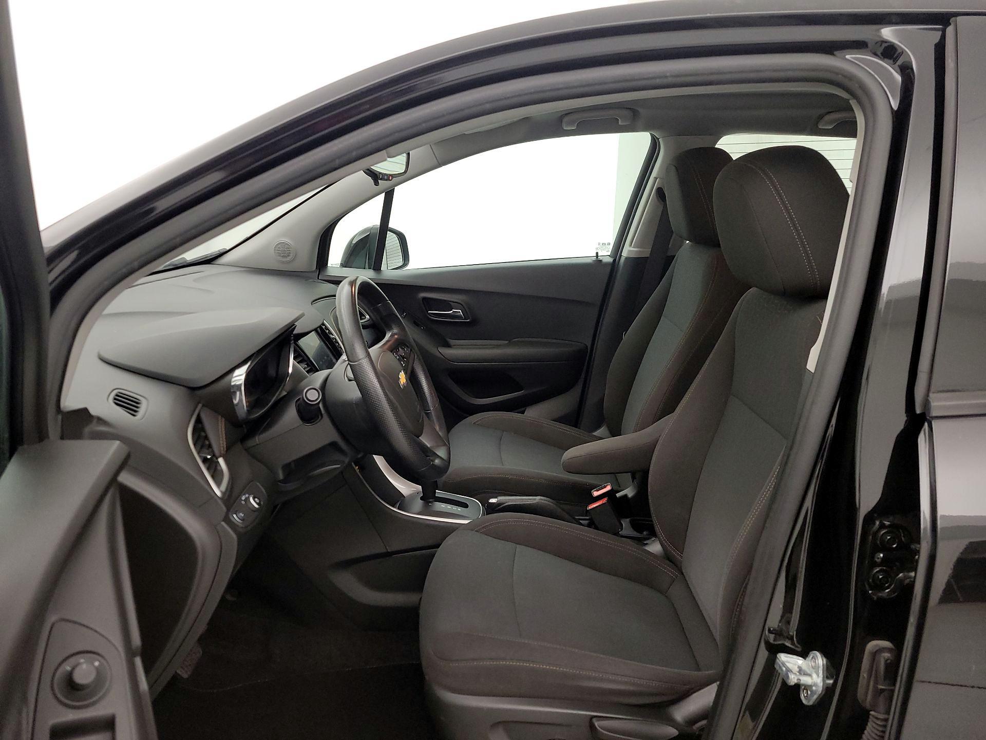 Thumbnail: 2020 Chevrolet Trax - 11