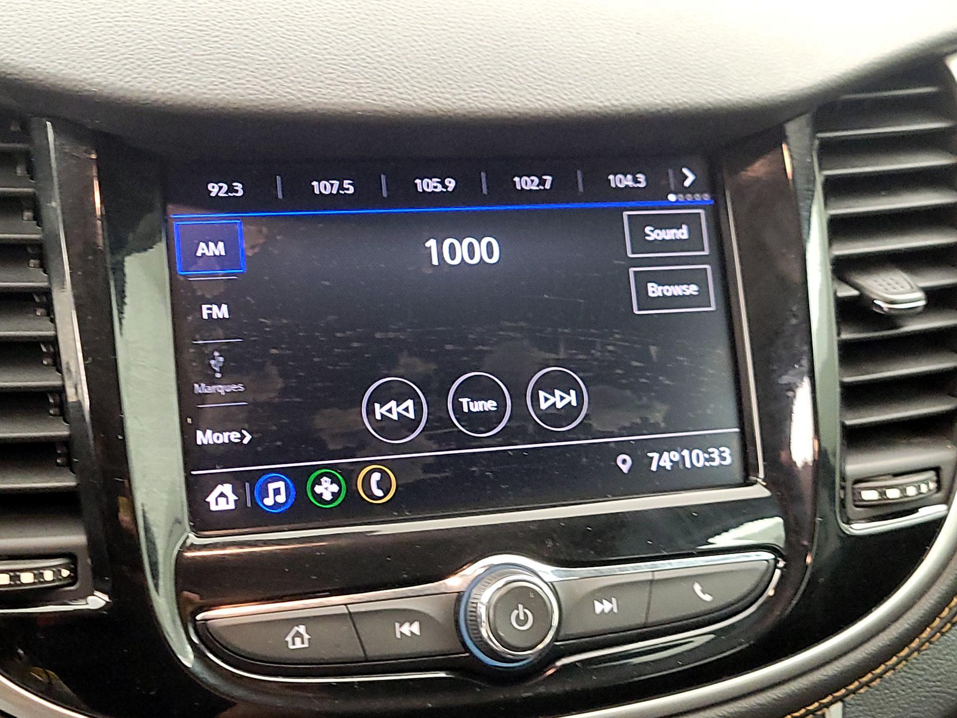 Thumbnail: 2020 Chevrolet Trax - 15