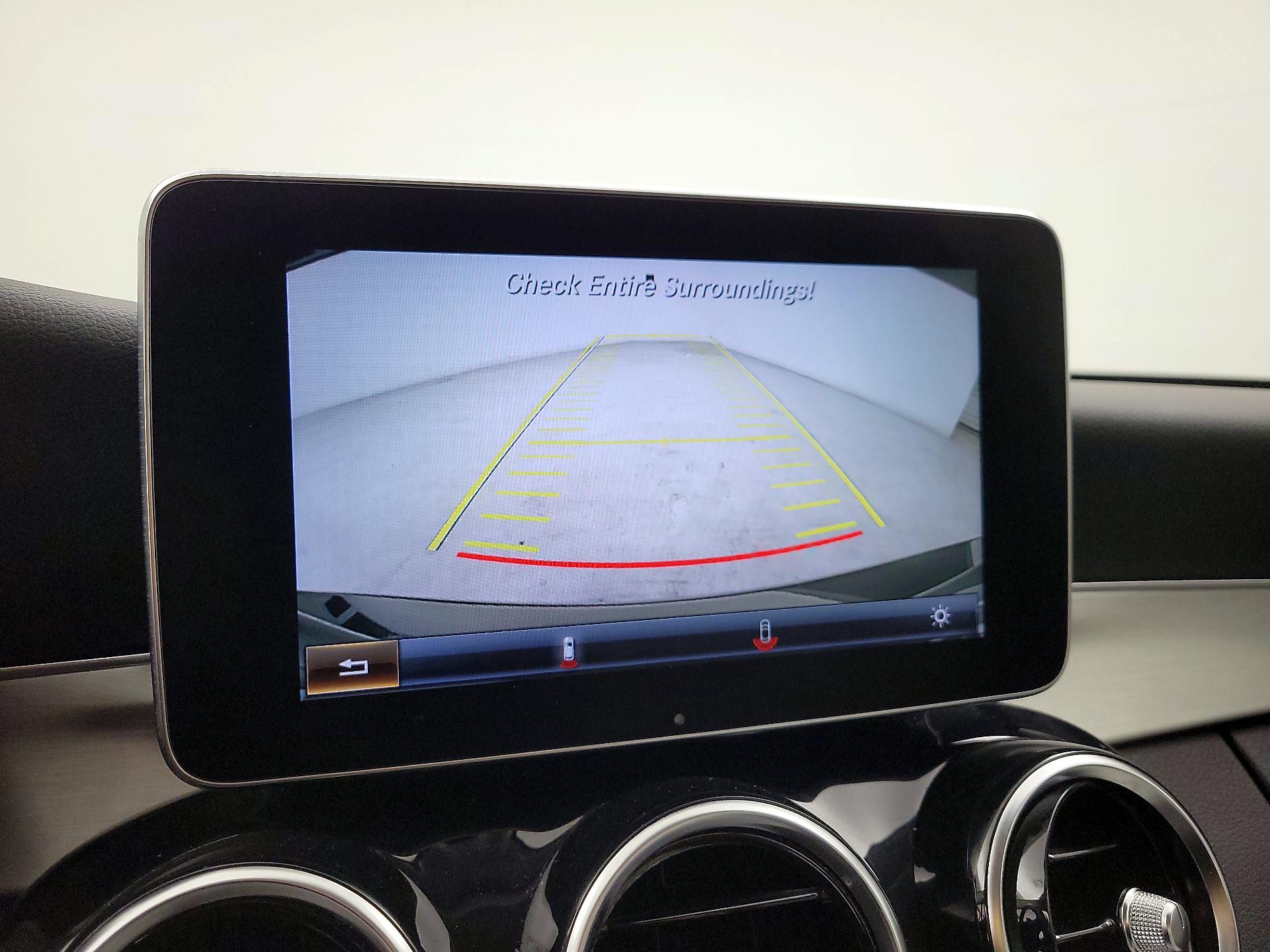 Thumbnail: 2015 Mercedes-Benz C-Class - 15