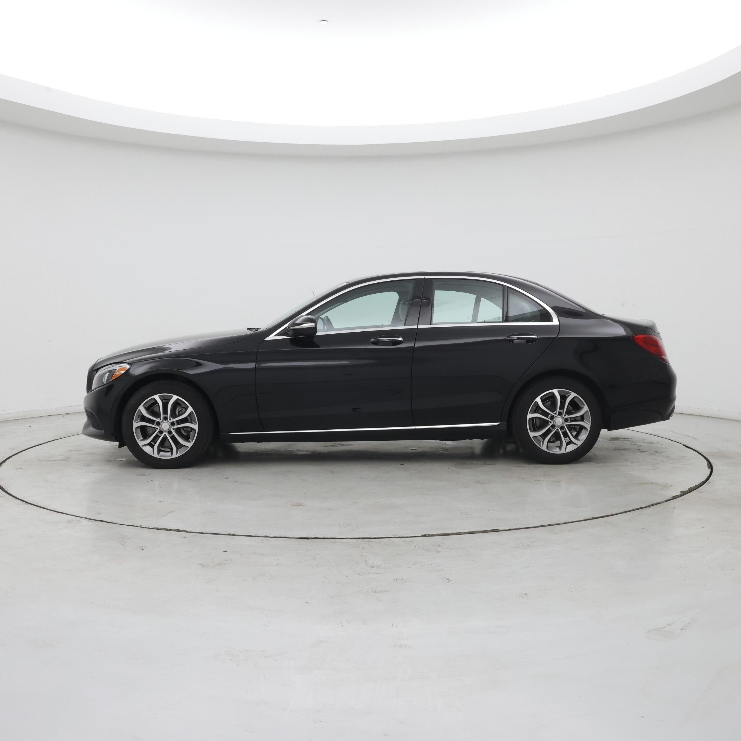 Thumbnail: 2015 Mercedes-Benz C-Class - 3