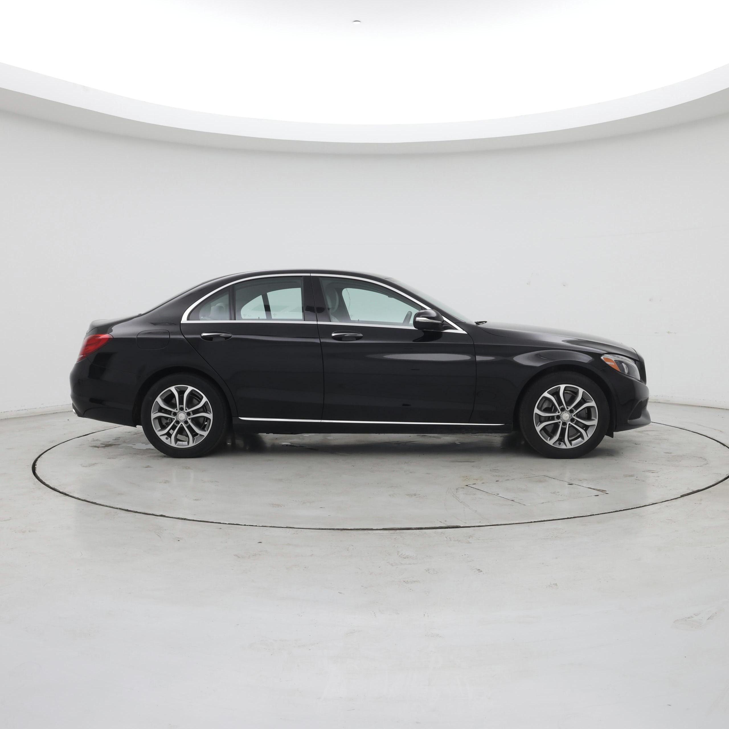 Thumbnail: 2015 Mercedes-Benz C-Class - 7