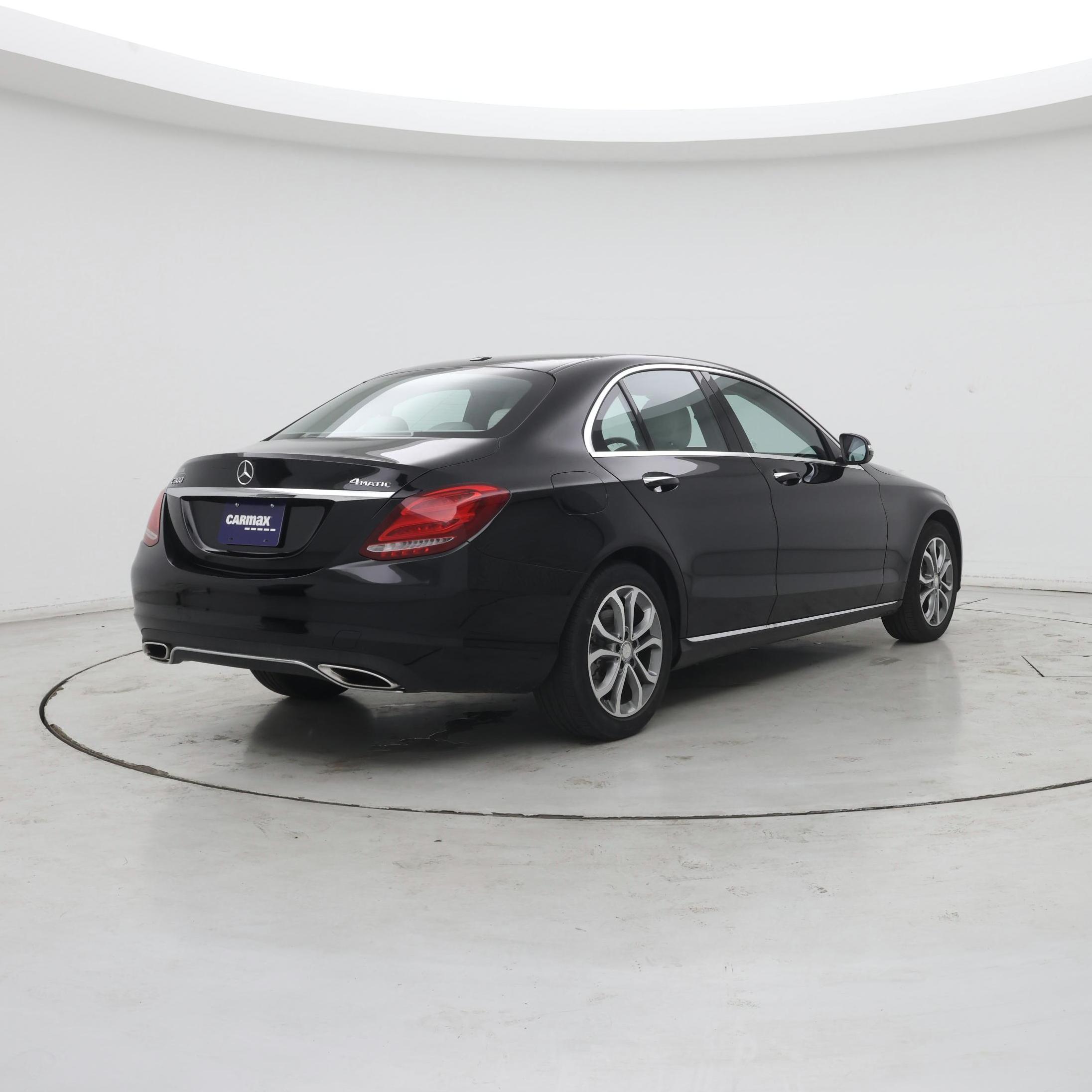 Thumbnail: 2015 Mercedes-Benz C-Class - 8