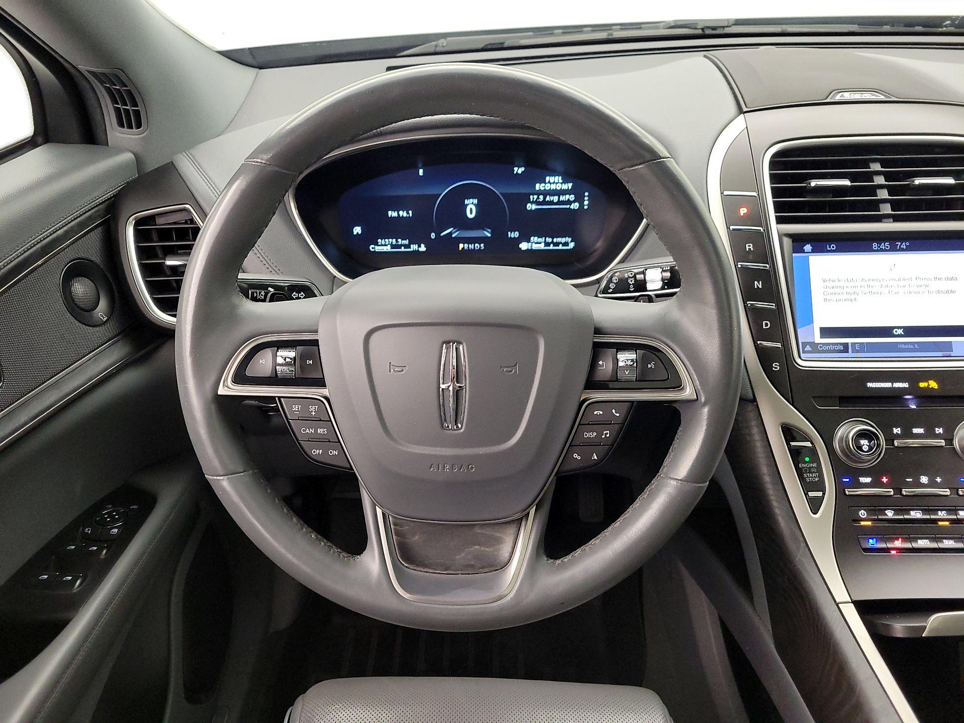Thumbnail: 2019 Lincoln Nautilus - 10