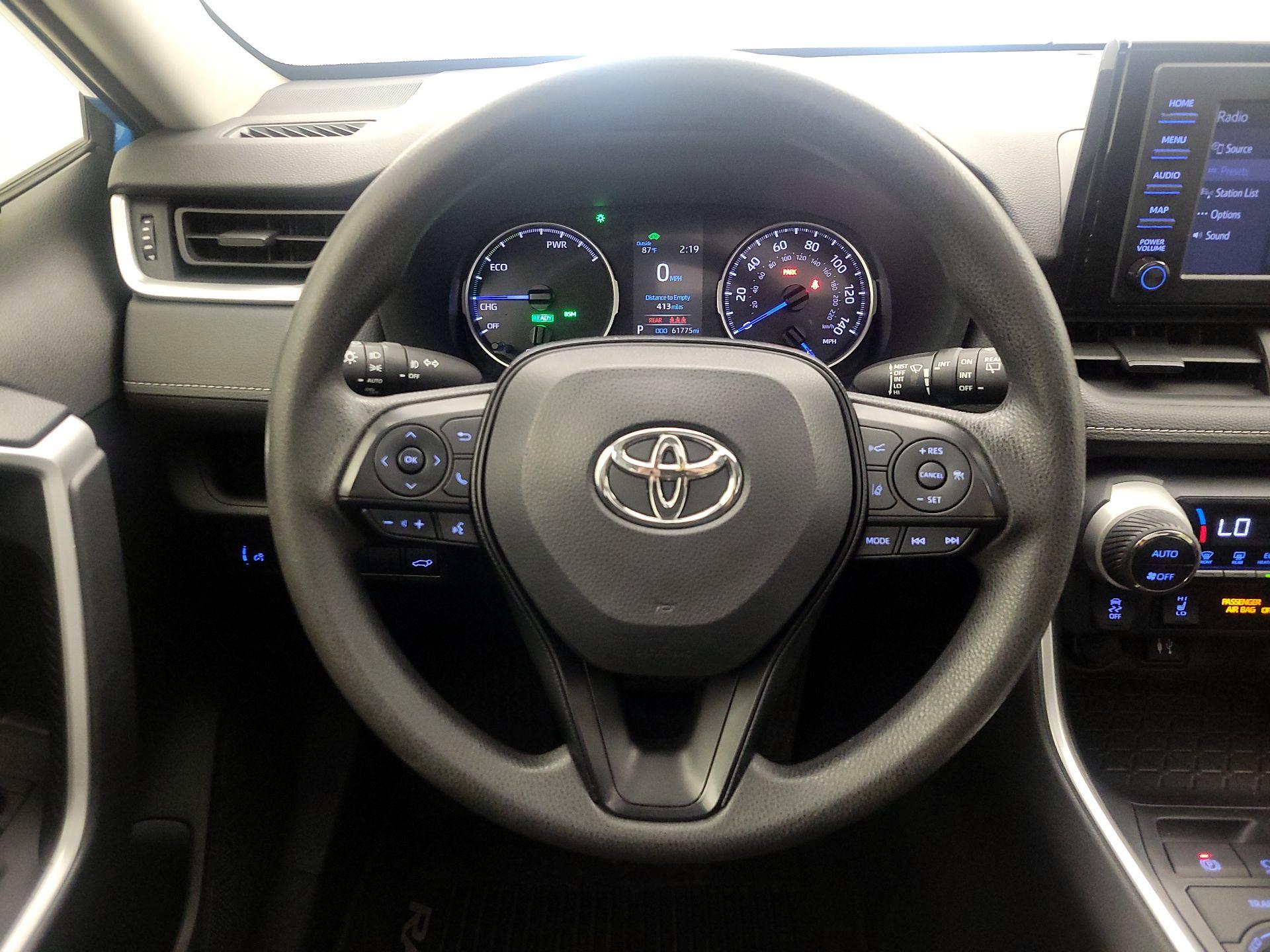 Thumbnail: 2019 Toyota RAV4 - 10