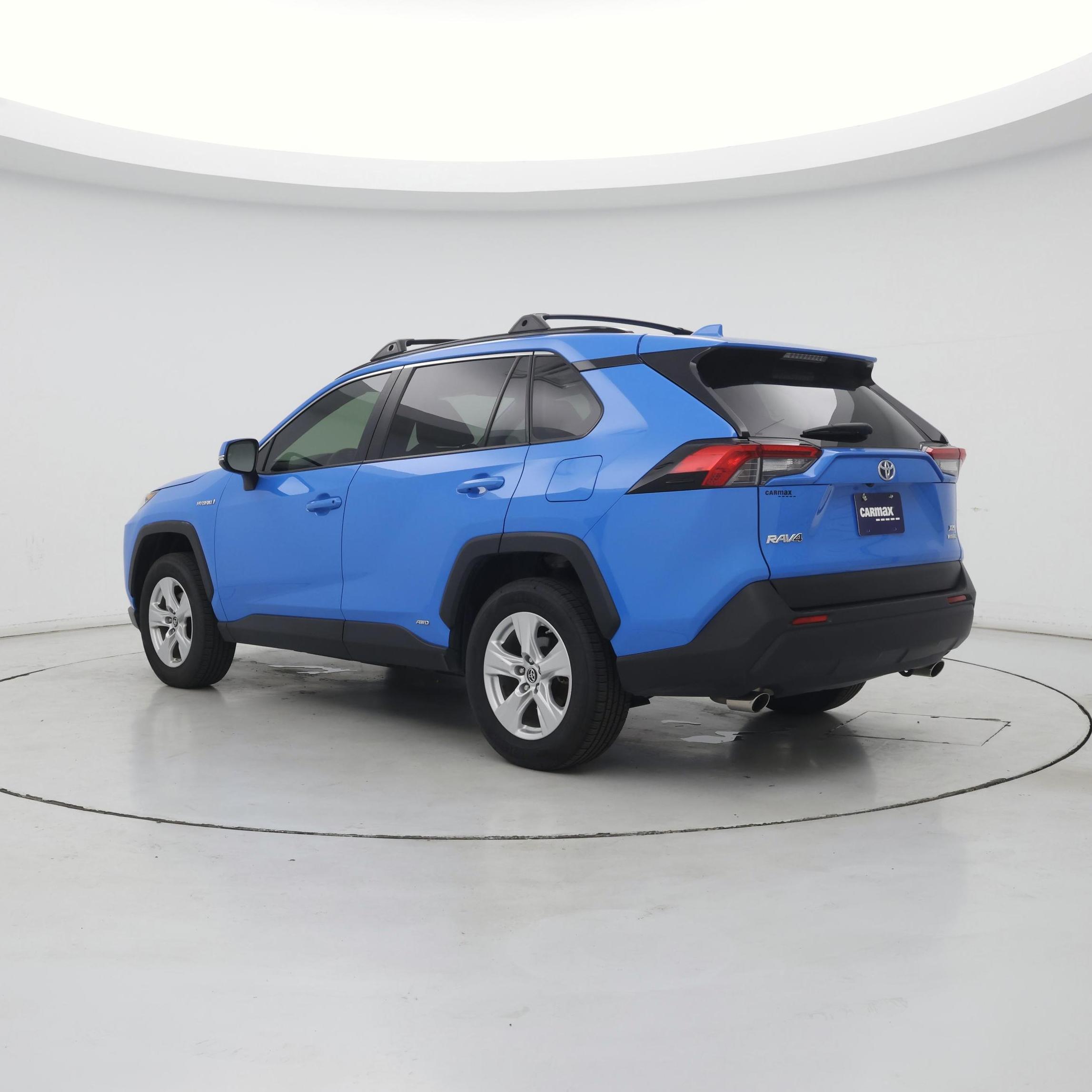 Thumbnail: 2019 Toyota RAV4 - 2