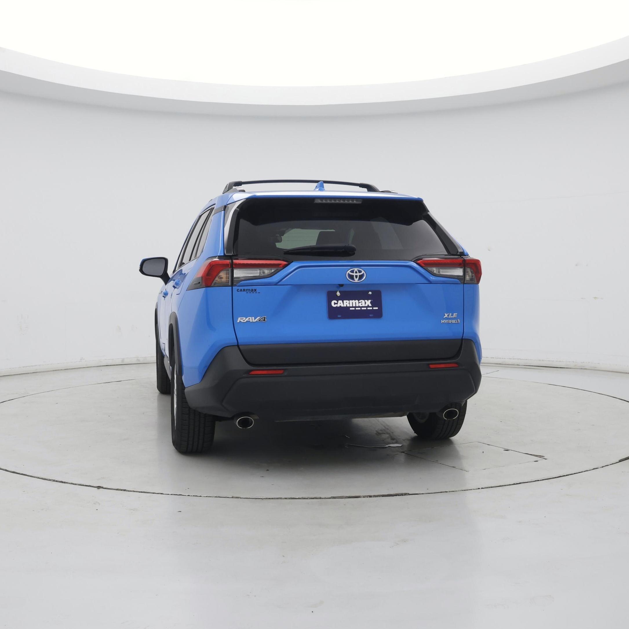 Thumbnail: 2019 Toyota RAV4 - 6
