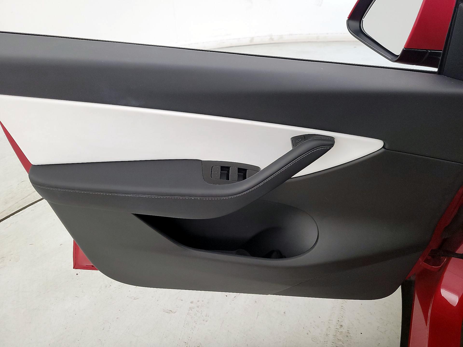 Thumbnail: 2021 Tesla Model Y - 12