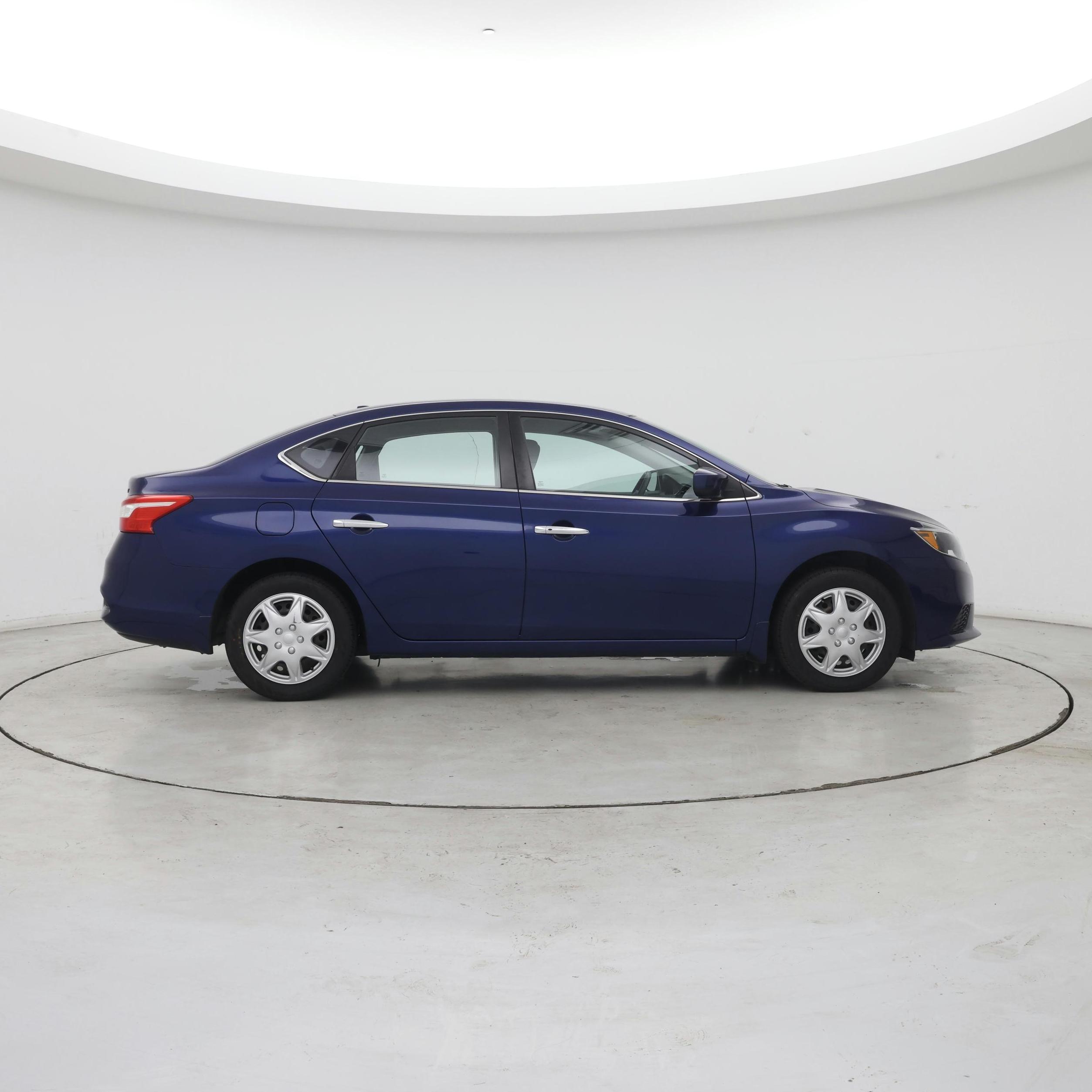 Thumbnail: 2017 Nissan Sentra - 7
