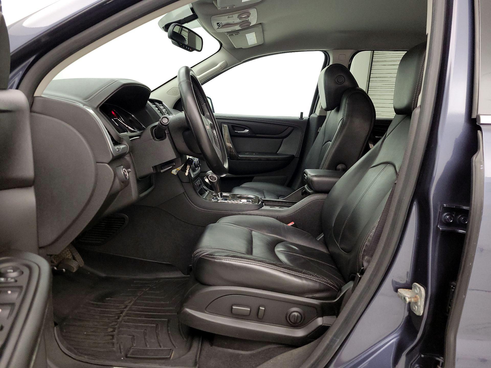 Thumbnail: 2013 GMC Acadia - 11