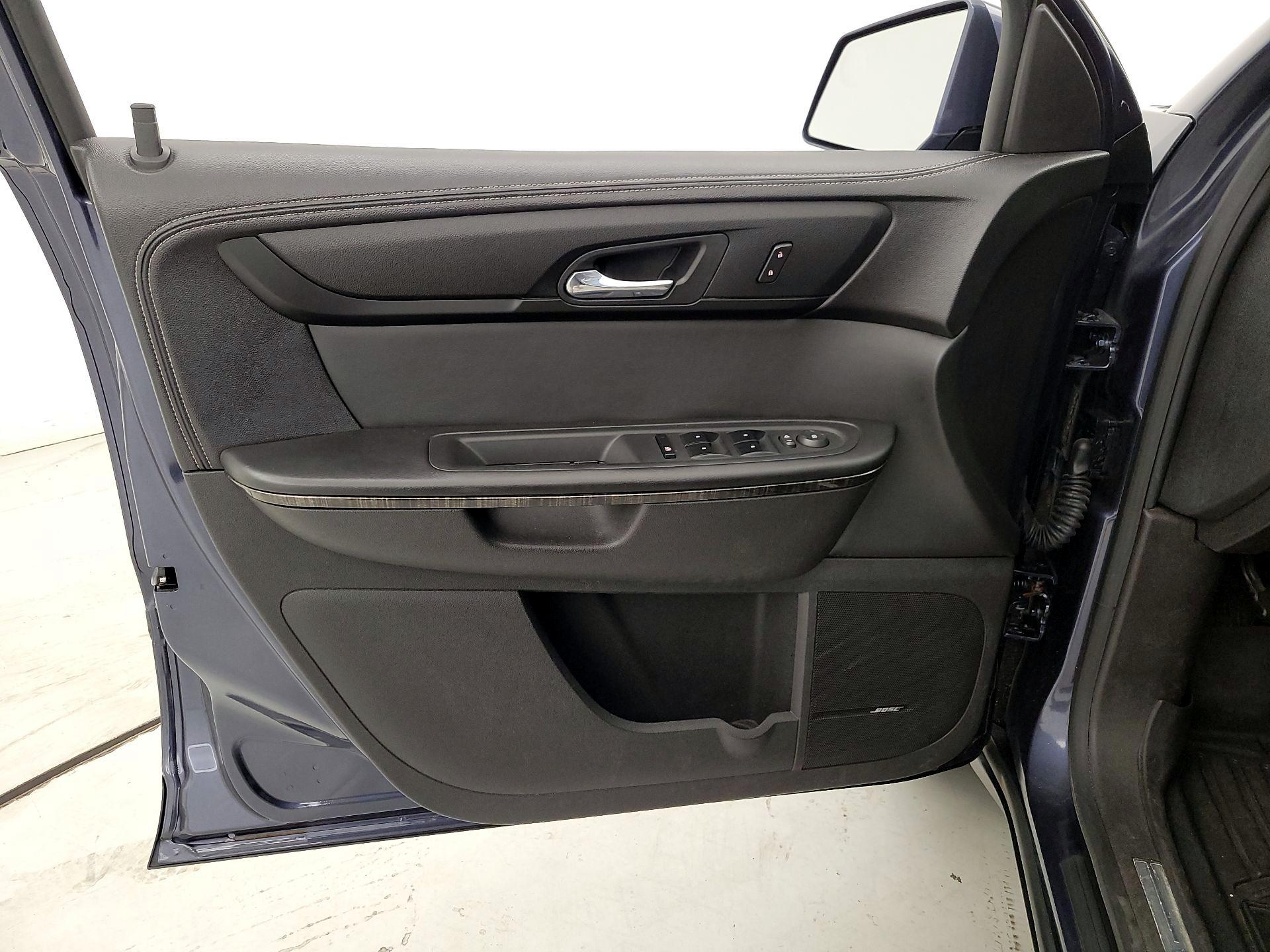 Thumbnail: 2013 GMC Acadia - 12