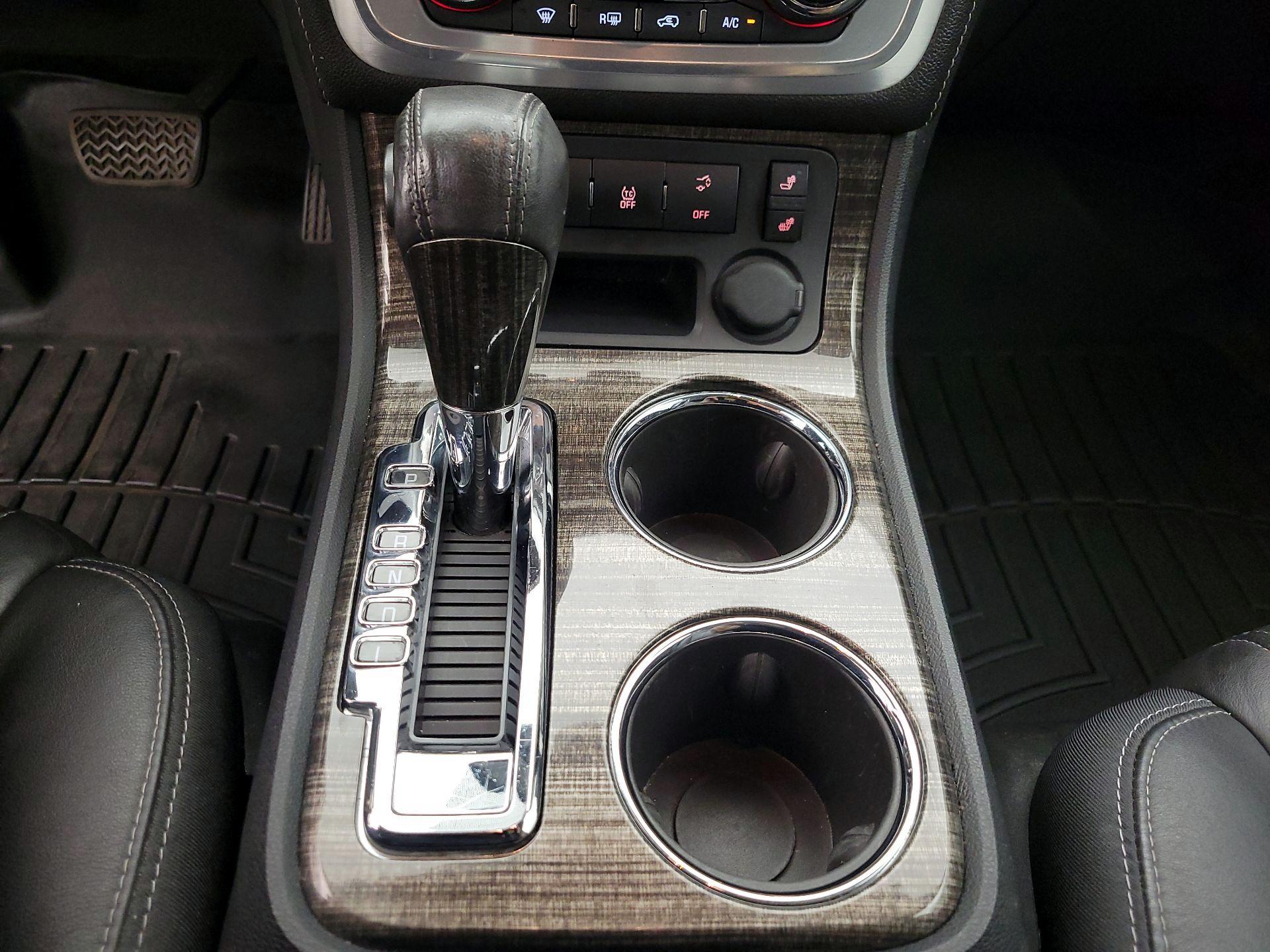 Thumbnail: 2013 GMC Acadia - 17