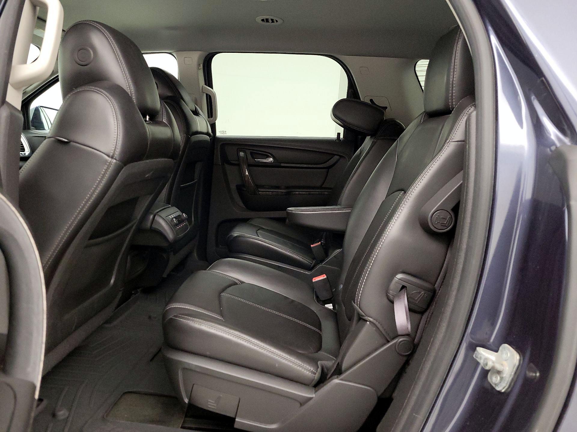 Thumbnail: 2013 GMC Acadia - 18