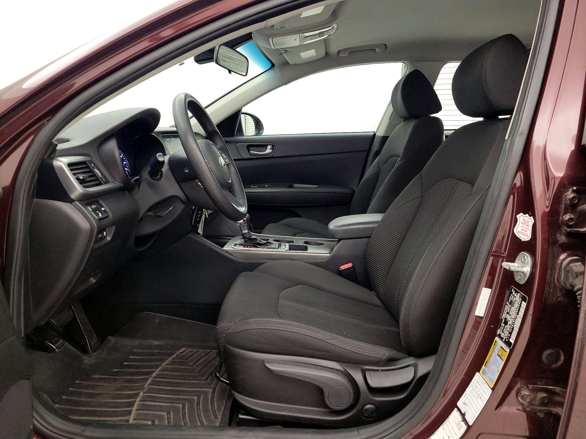 Thumbnail: 2019 Kia Optima - 11