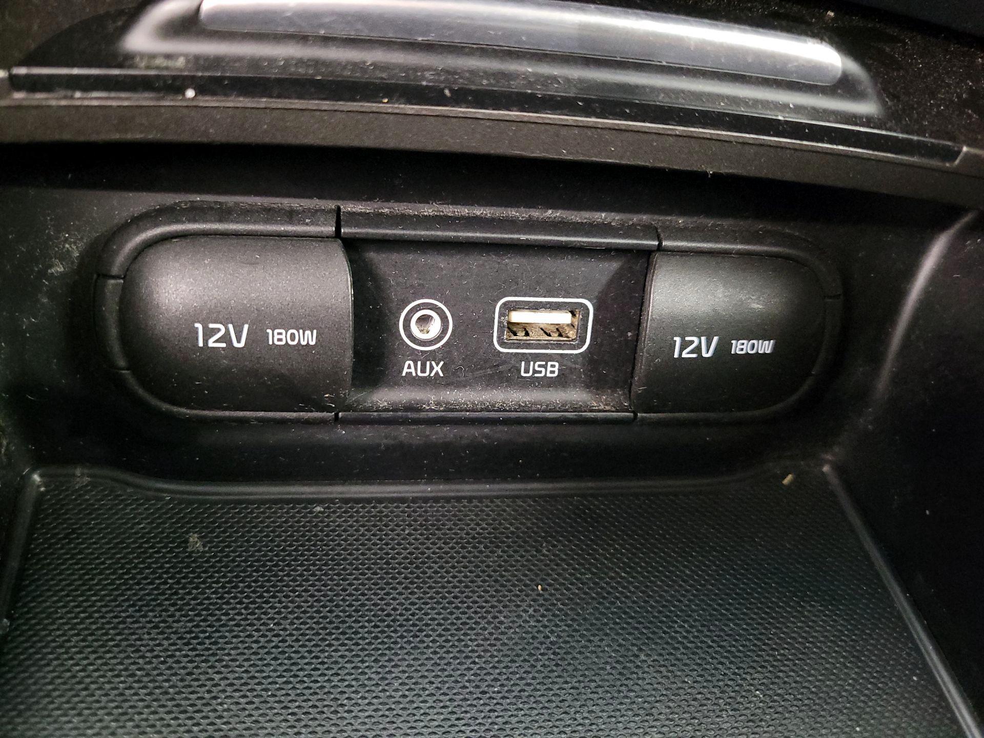 Thumbnail: 2019 Kia Optima - 18
