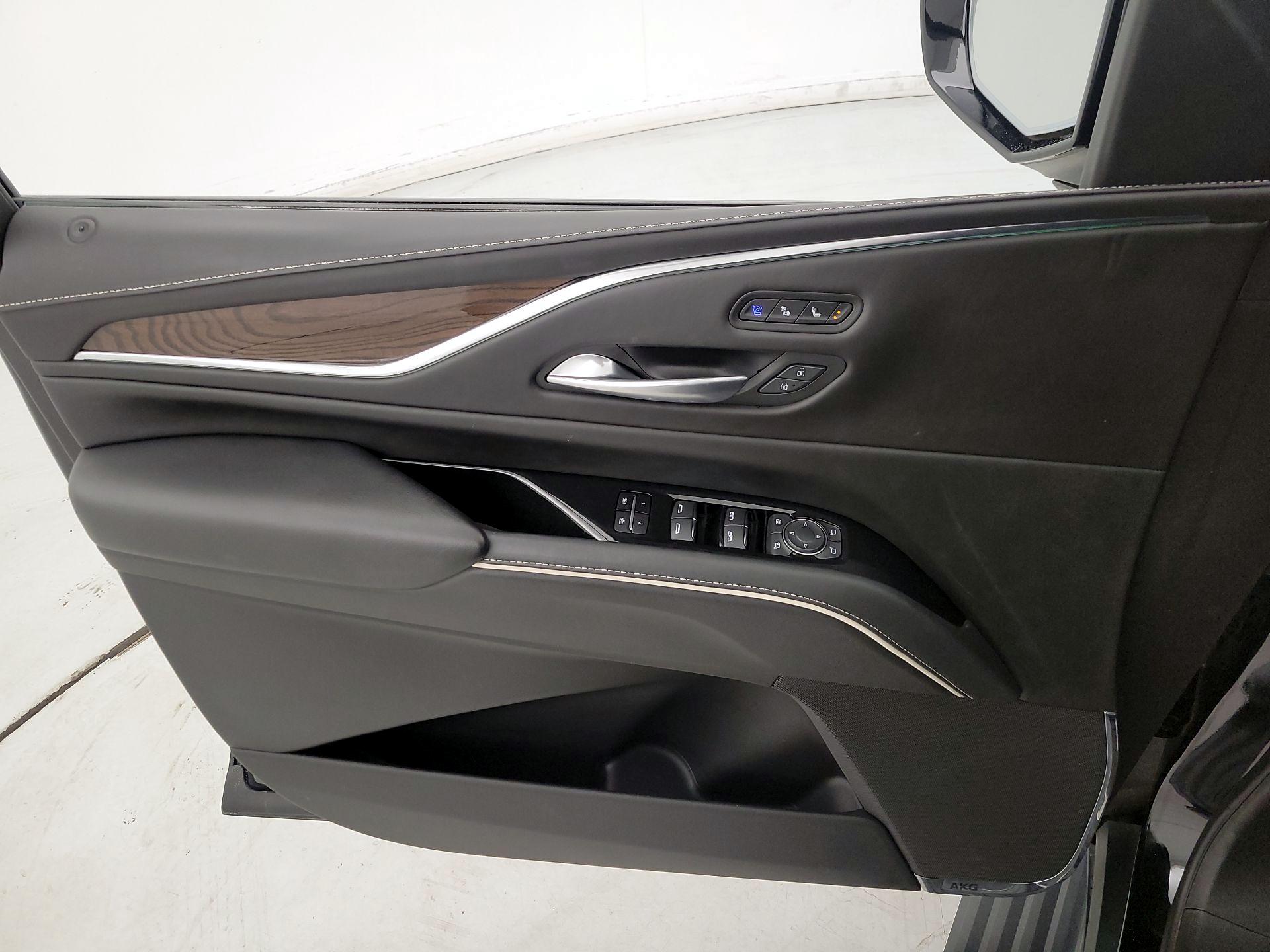 Thumbnail: 2023 Cadillac Escalade - 12